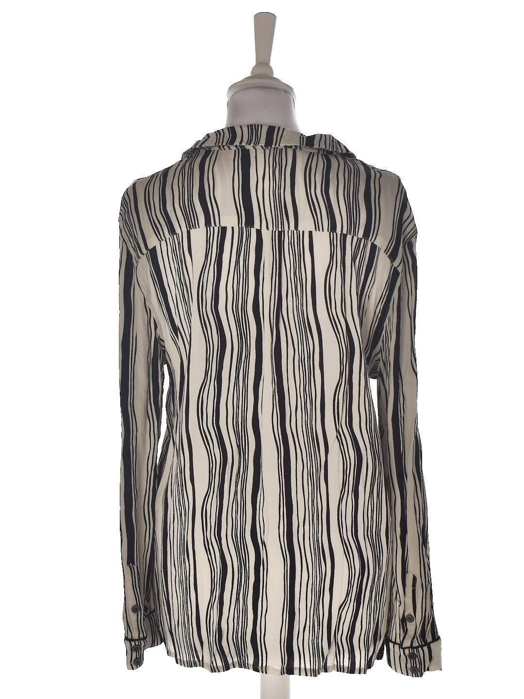 Ganni Skjorte - S / Sort / Kvinde - SassyLAB Secondhand