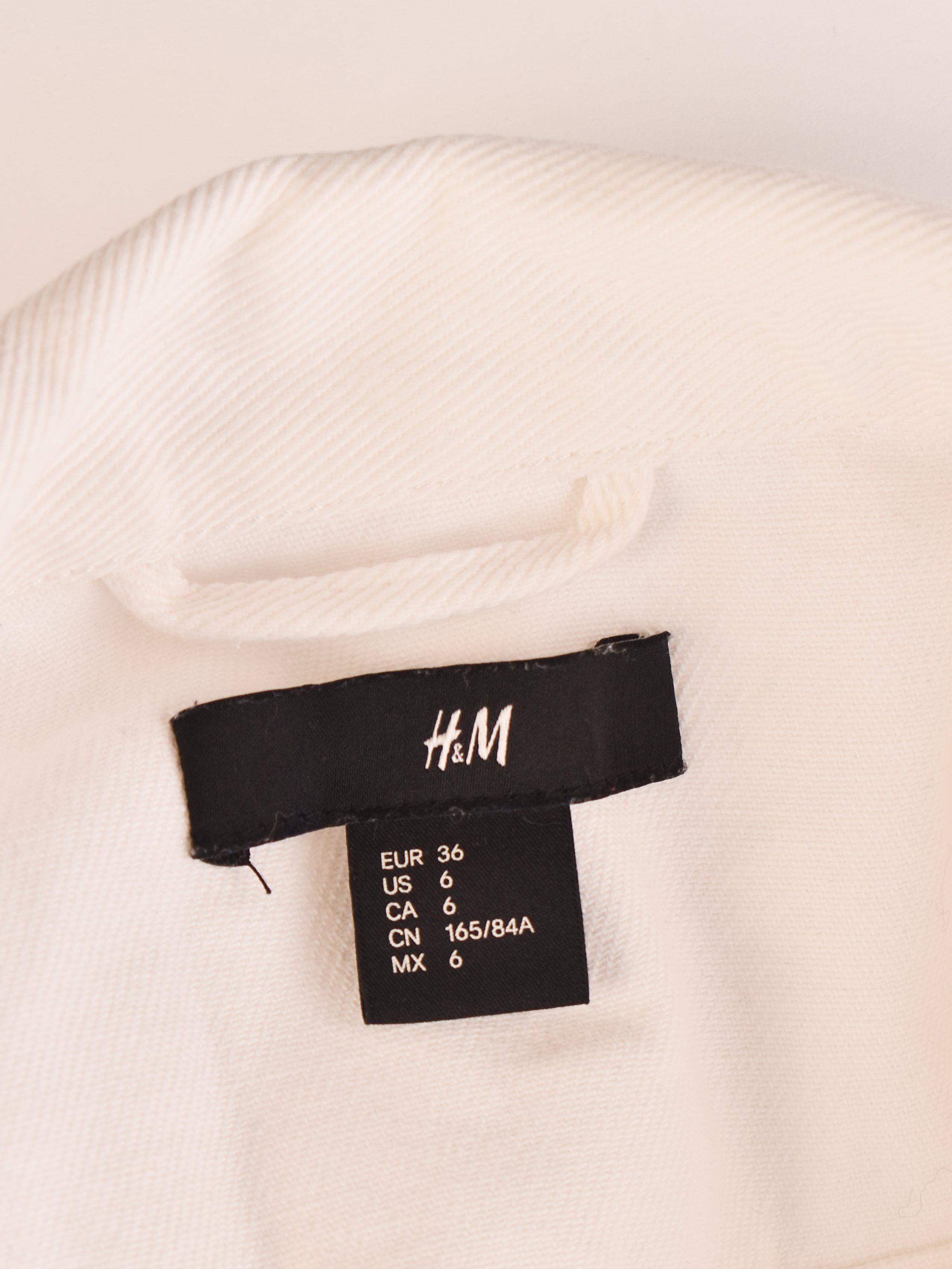 H&M Jakke - 36 / Hvid / Kvinde - SassyLAB Secondhand
