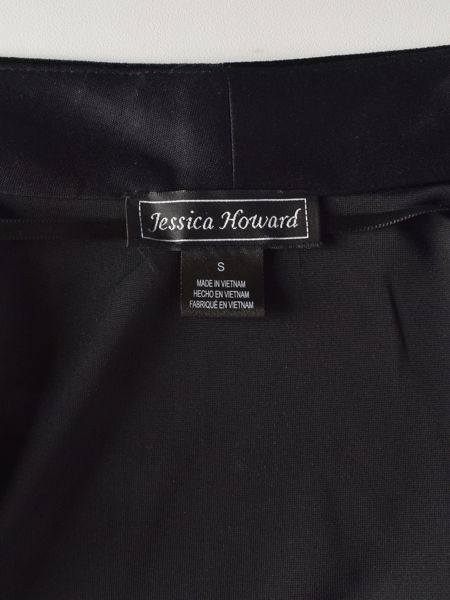 Jessica Howard Cardigan - S / Sort / Kvinde - SassyLAB Secondhand