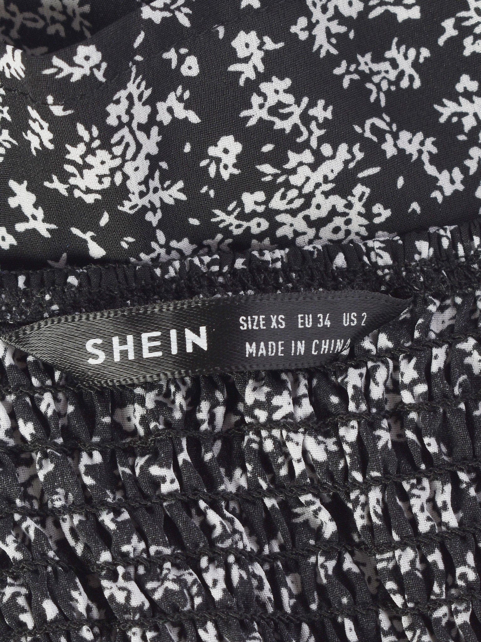 Shein Top - XS / Blomstret / Kvinde - SassyLAB Secondhand