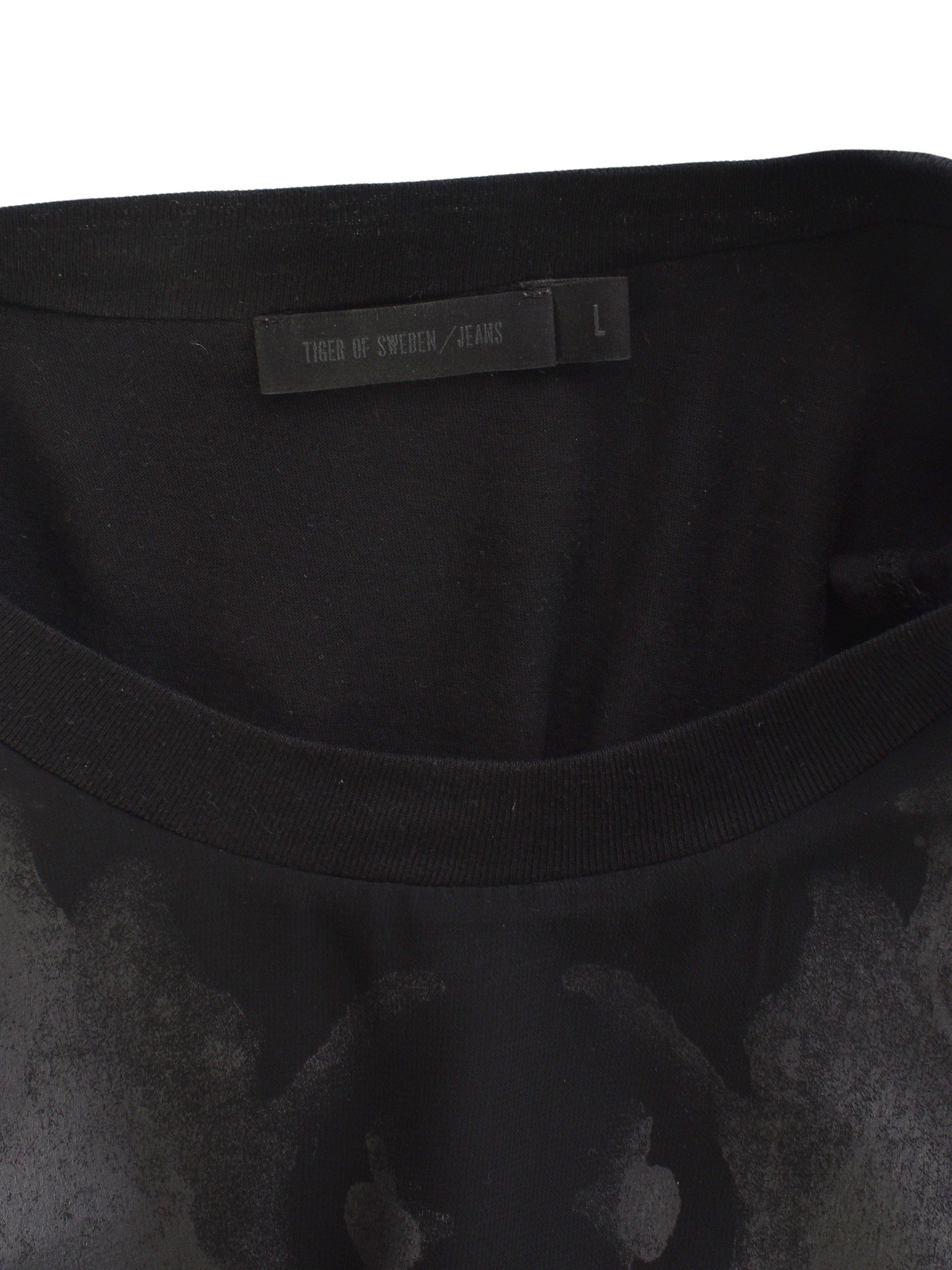 T-Shirt fra Tiger Of Sweden - SassyLAB Secondhand
