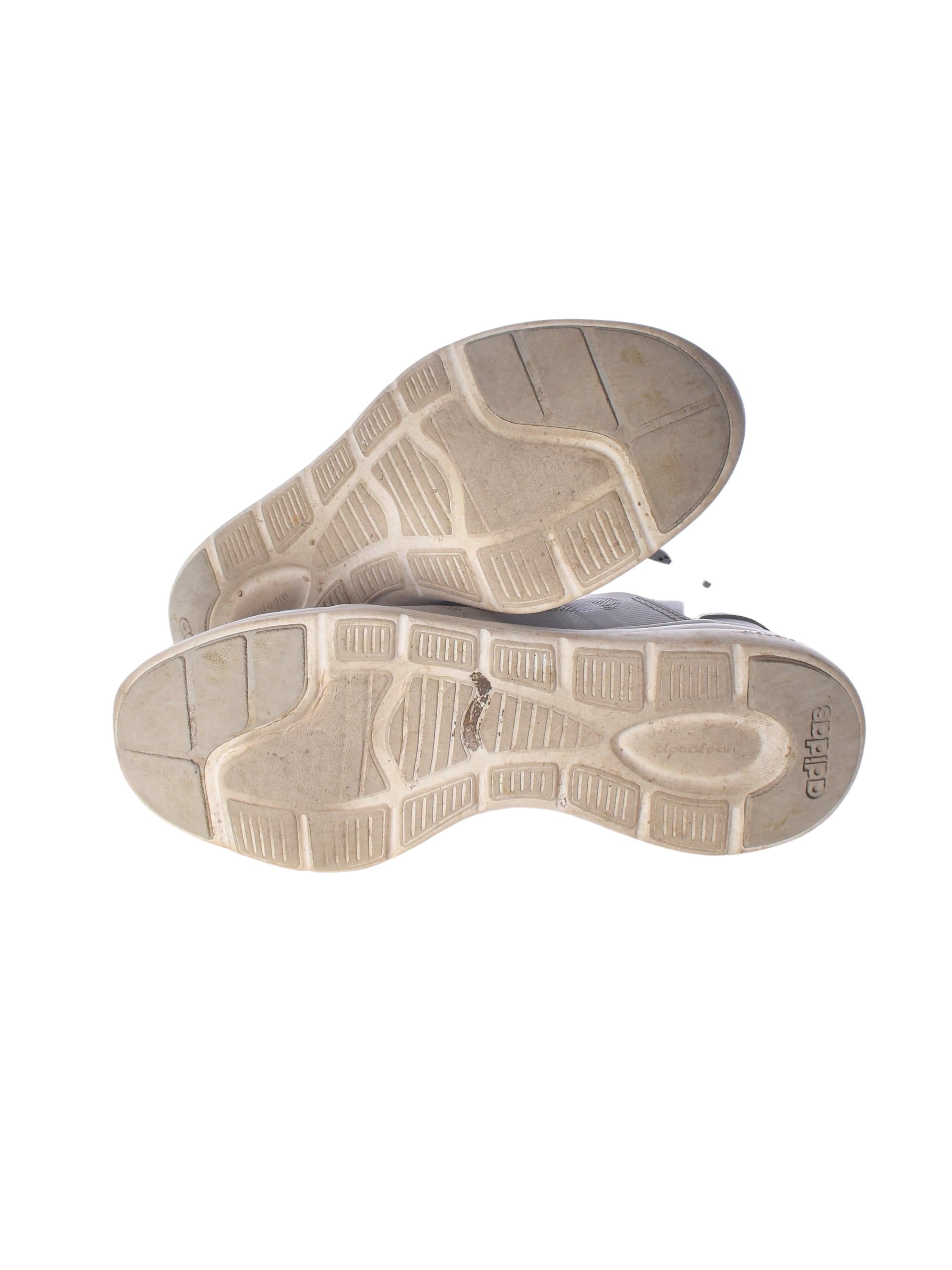 Sneakers fra Adidas - SassyLAB Secondhand