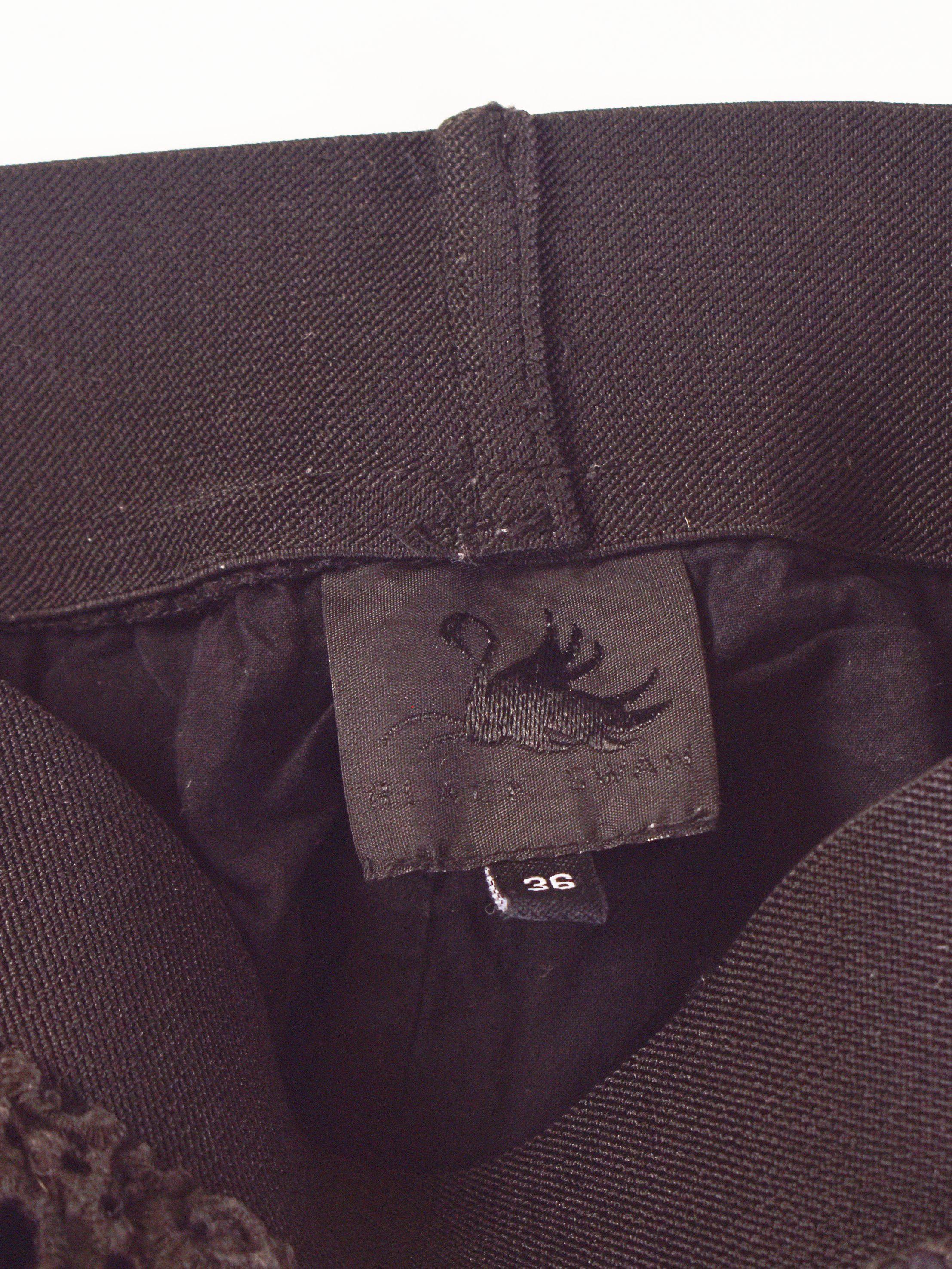 Black Swan Shorts - 36 / Army / Kvinde - SassyLAB Secondhand