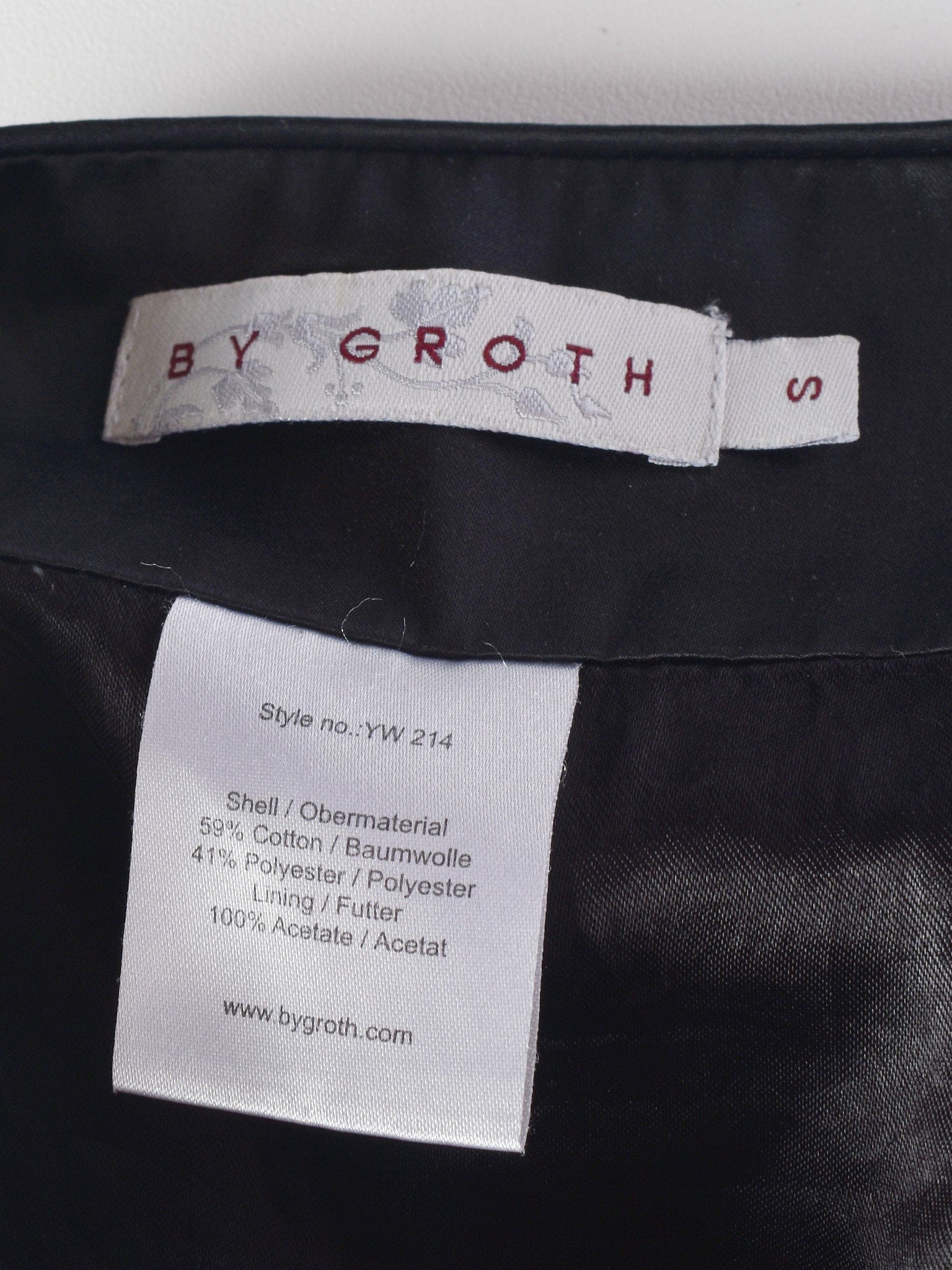 By Groth Nederdel - S / Sort / Kvinde - SassyLAB Secondhand