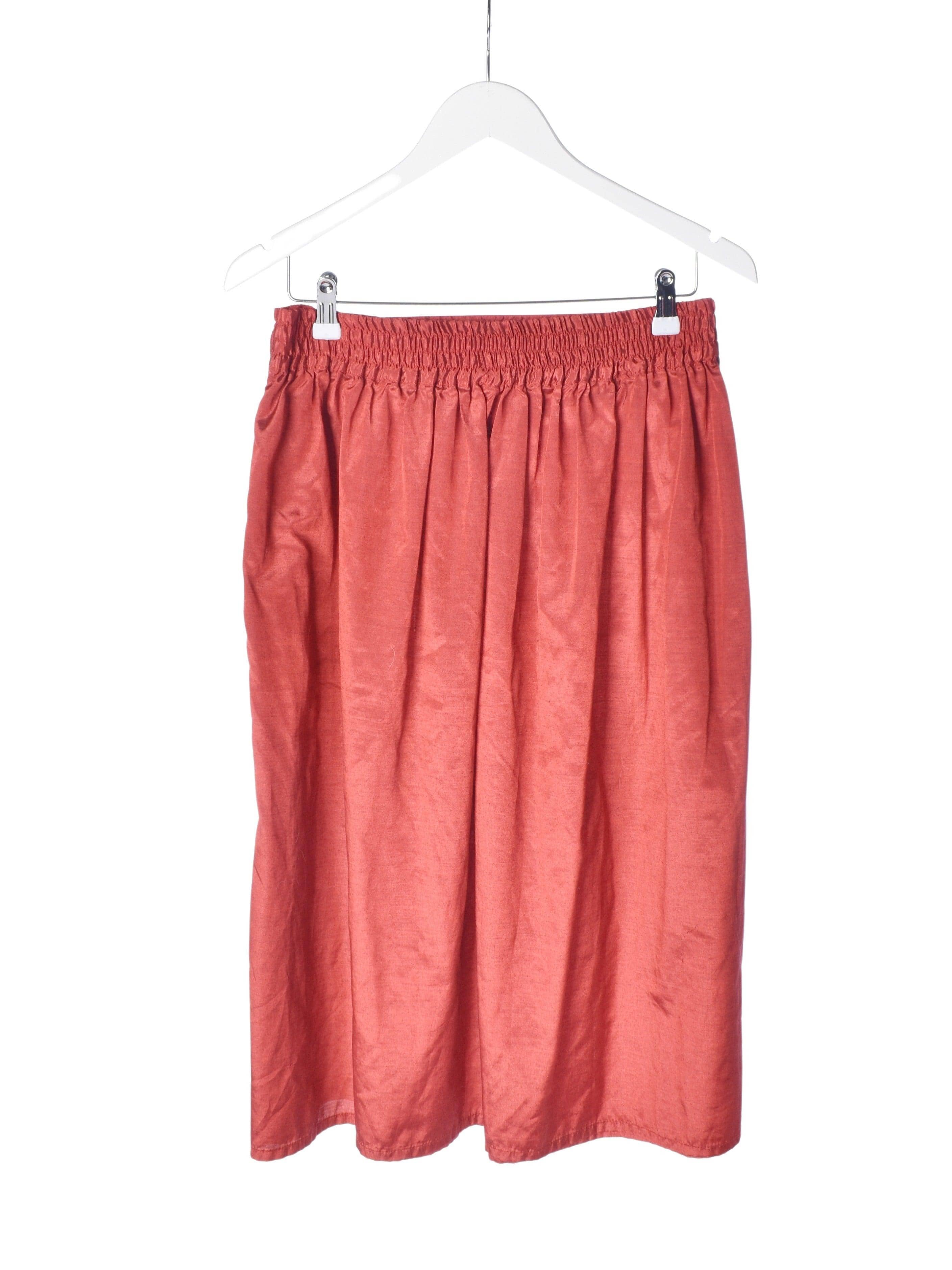 Champagne Nederdel - M / Rød / Kvinde - SassyLAB Secondhand