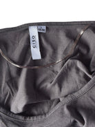 Ciso T-Shirt - L / Grå / Kvinde - SassyLAB Secondhand