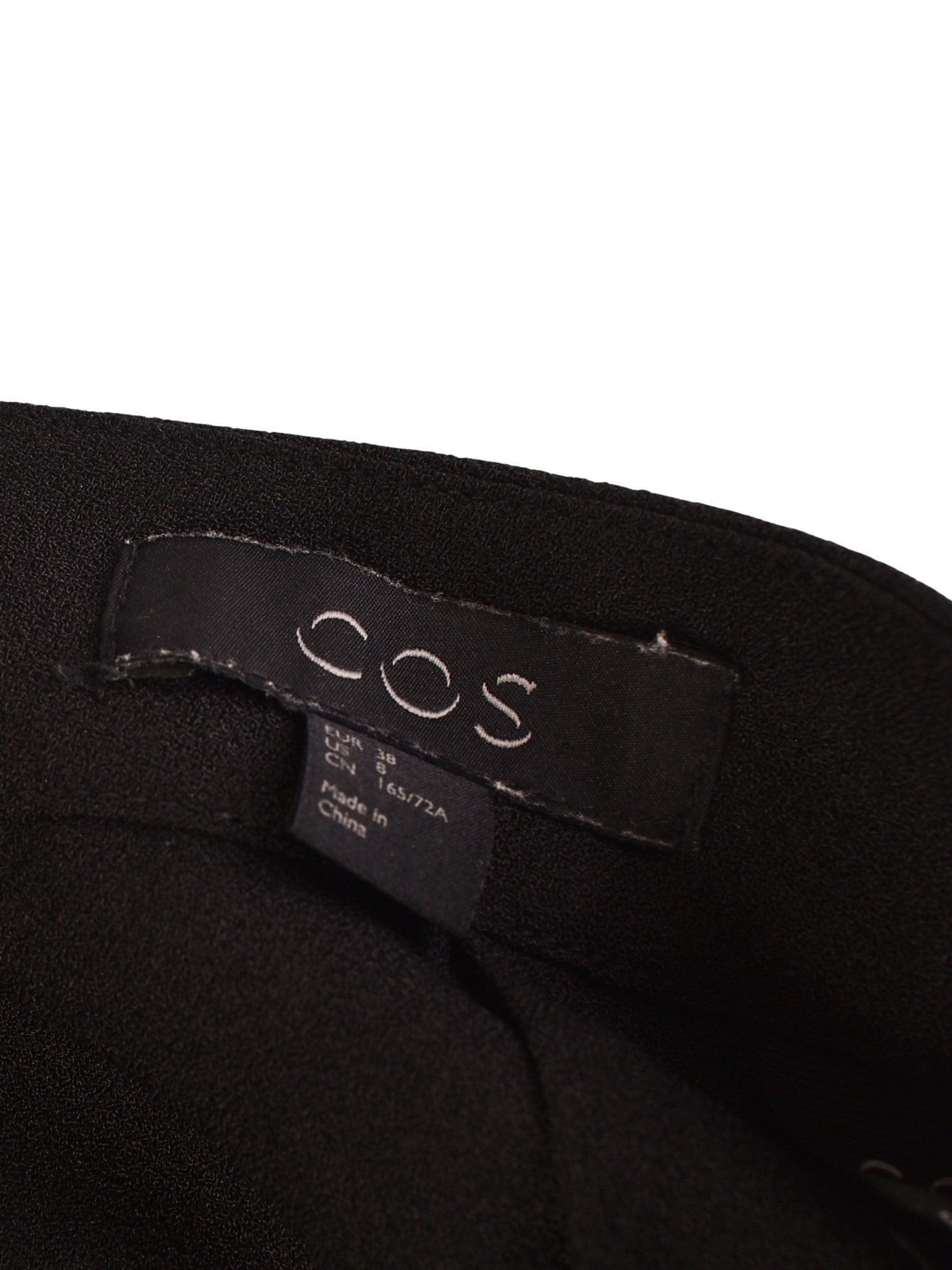 COS Nederdel - 38 / Sort / Kvinde - SassyLAB Secondhand