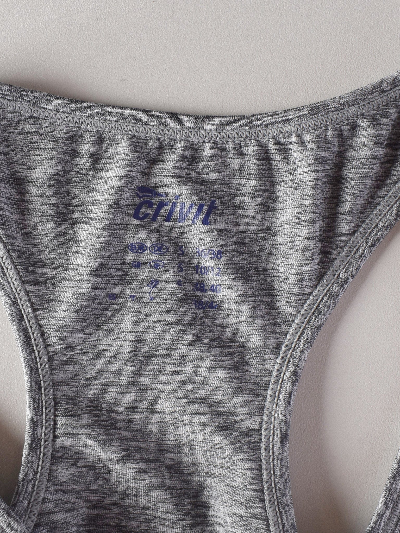 Crivit Træningstop - S / Grå / Kvinde - SassyLAB Secondhand