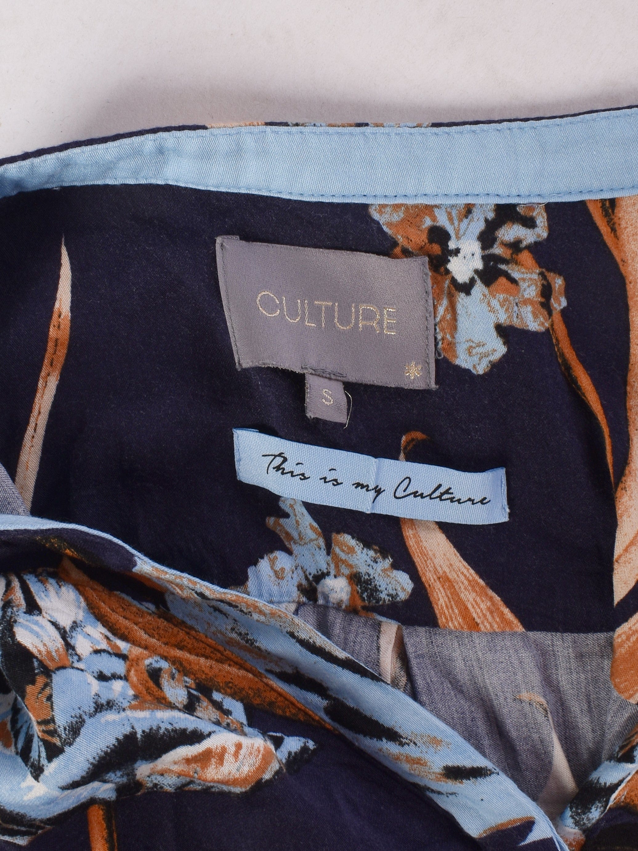 Culture Bluse - S / Blomstret / Kvinde - SassyLAB Secondhand