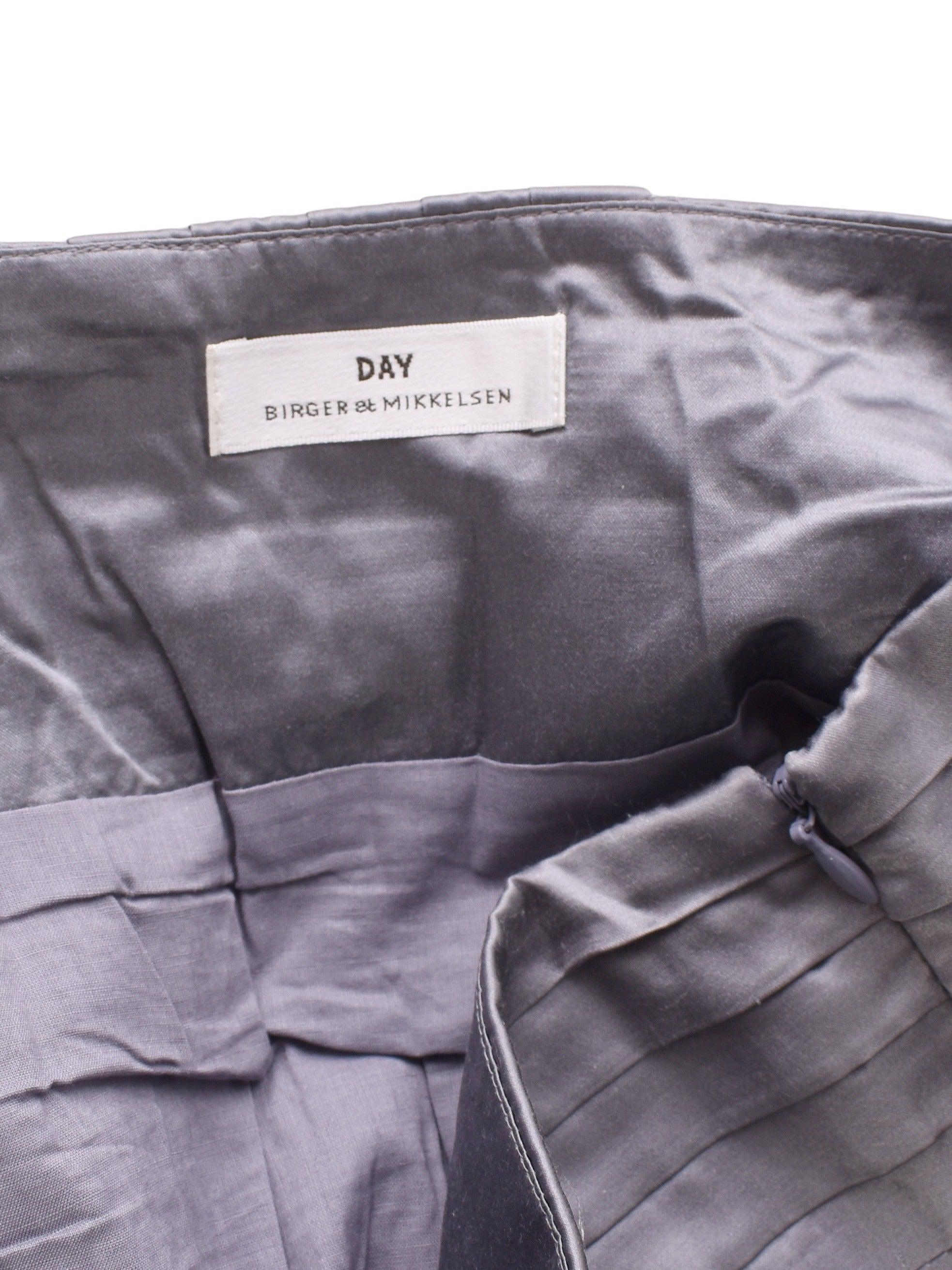DAY Birger et Mikkelsen Nederdel - 40 / Sølv / Kvinde - SassyLAB Secondhand