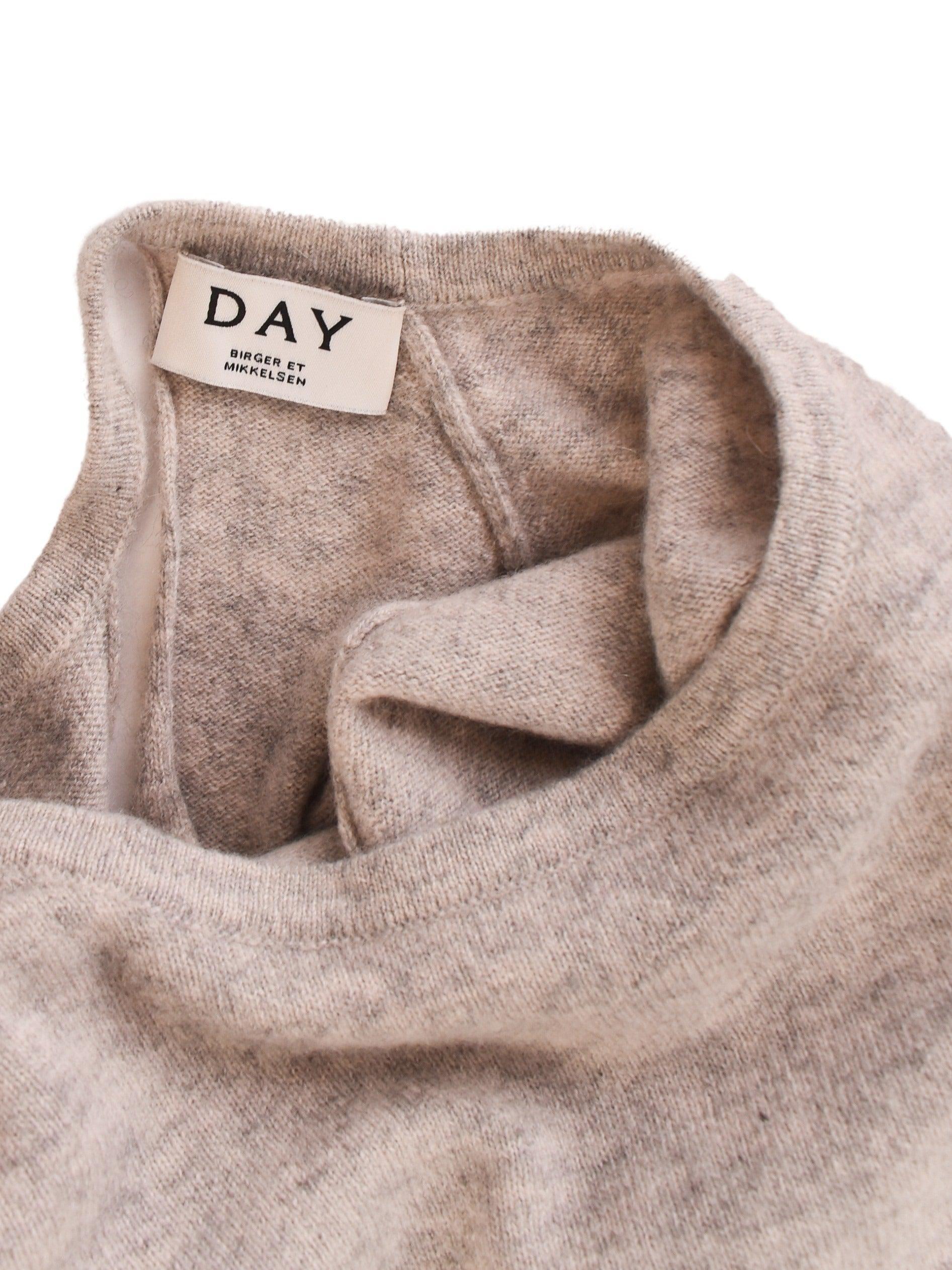 DAY Birger et Mikkelsen Sweater - S / Grå / Kvinde - SassyLAB Secondhand