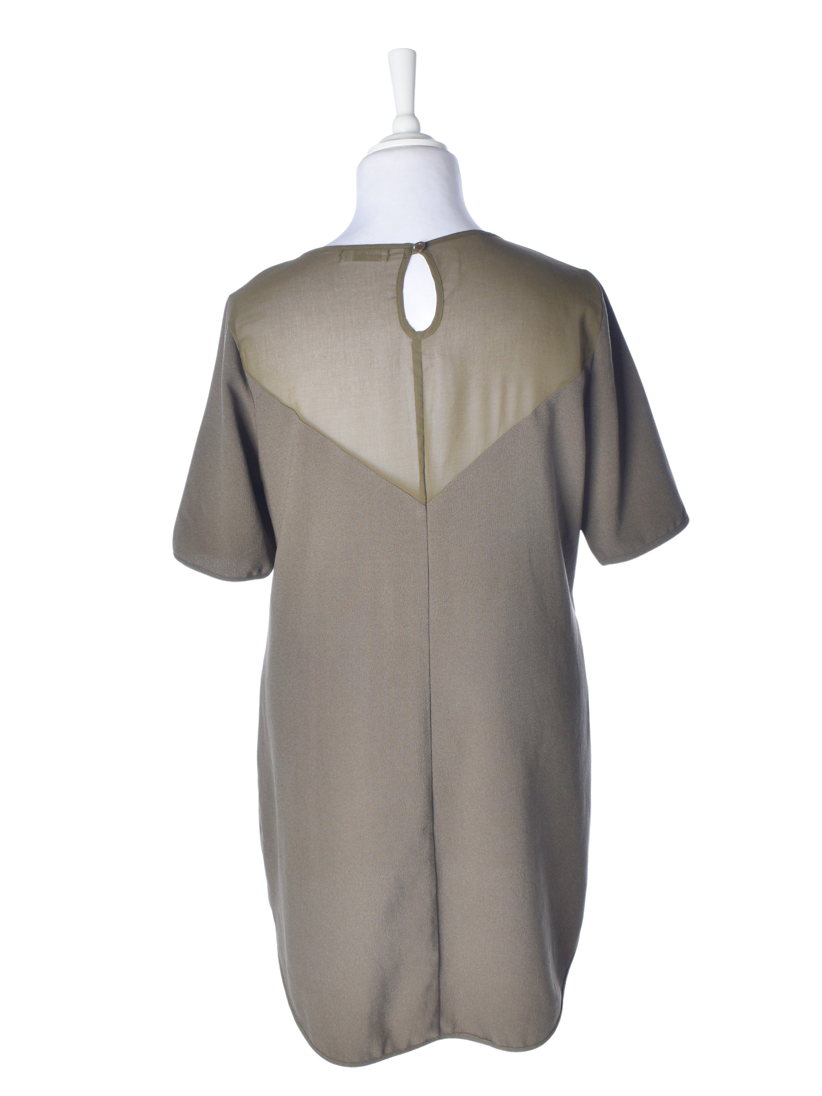 Dedicated by Cha Cha T-Shirt - L / Grøn / Kvinde - SassyLAB Secondhand