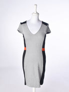 French Conncetion Kjole - 40 / Grå / Kvinde - SassyLAB Secondhand
