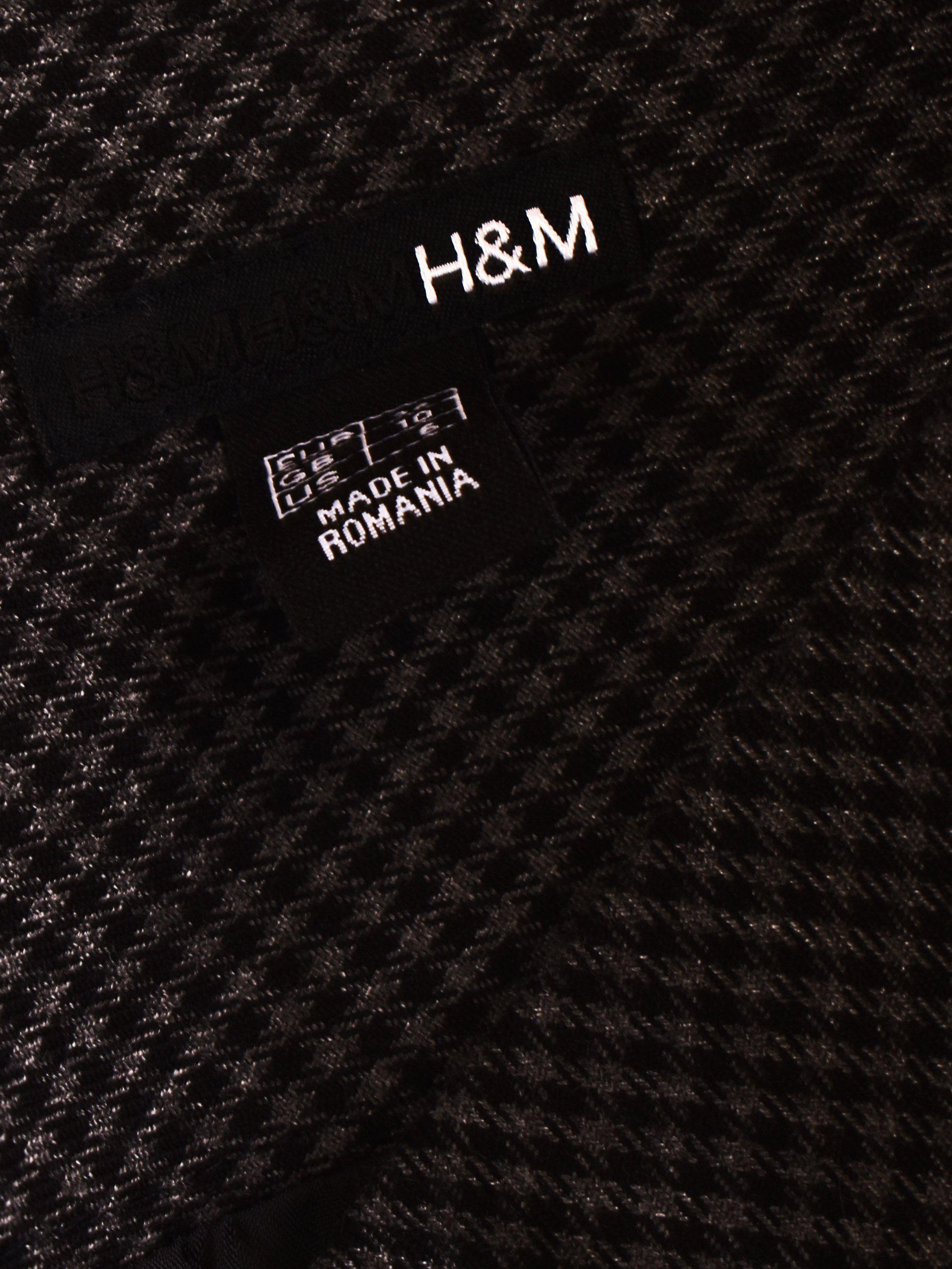 H&M Nederdel - 36 / Grå / Kvinde - SassyLAB Secondhand