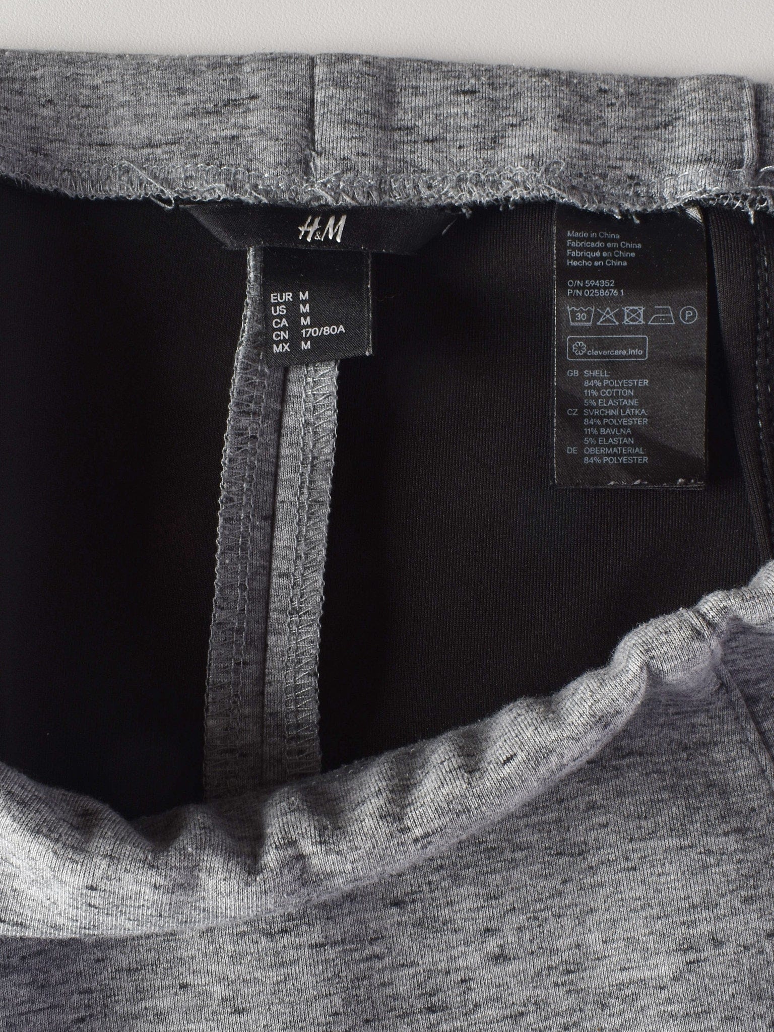 H&M Nederdel - M / Grå / Kvinde - SassyLAB Secondhand