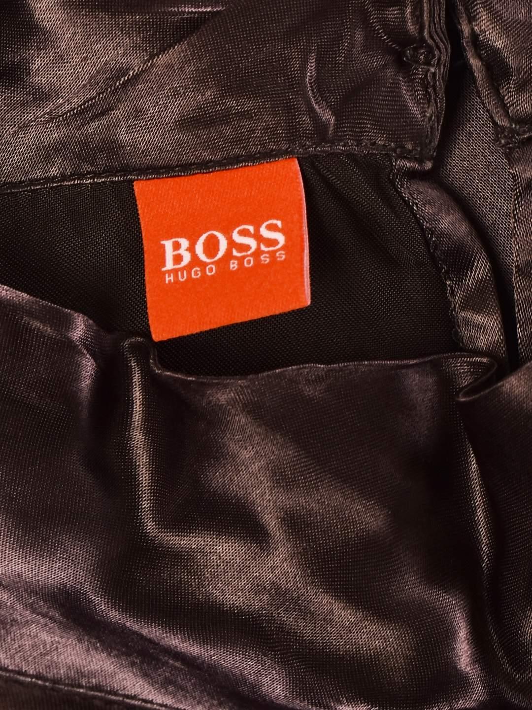 Hugo Boss Kjole - M / Mud / Kvinde - SassyLAB Secondhand