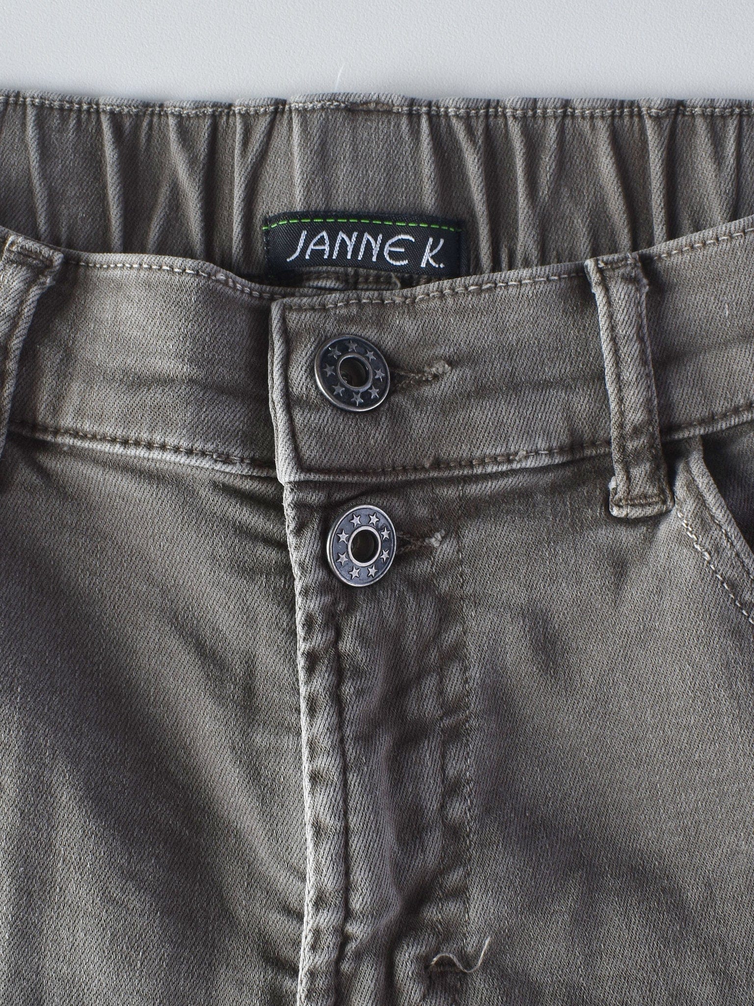 Janne K. Cargo Bukser - S / Army / Kvinde - SassyLAB Secondhand