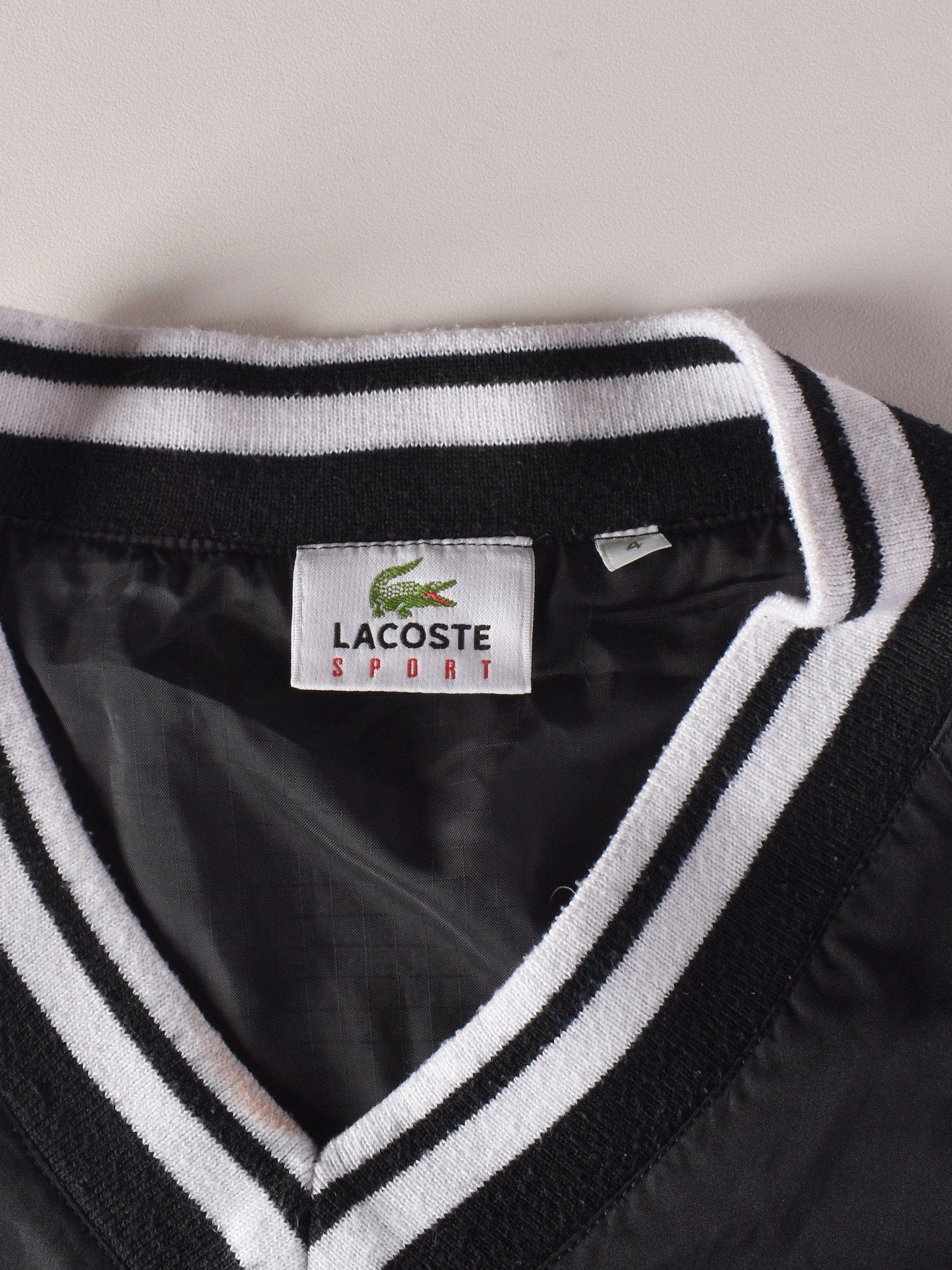 Lacoste Sweatshirt - S / Sort / Kvinde - SassyLAB Secondhand