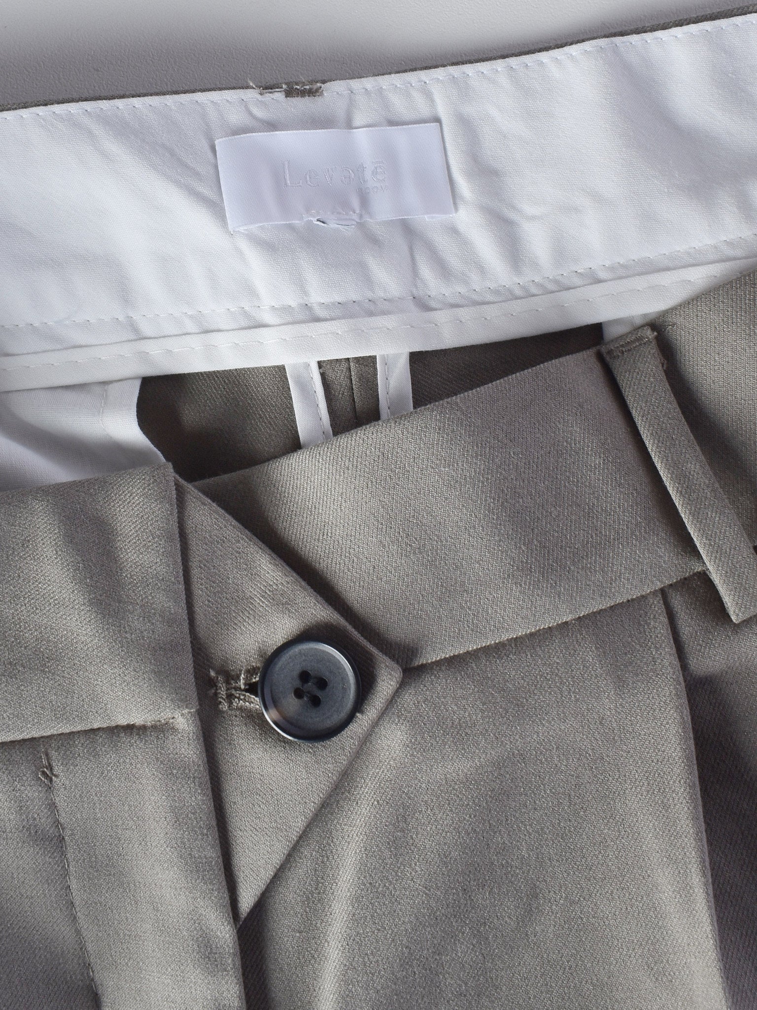 Levete Room Bukser - M / Beige / Kvinde - SassyLAB Secondhand