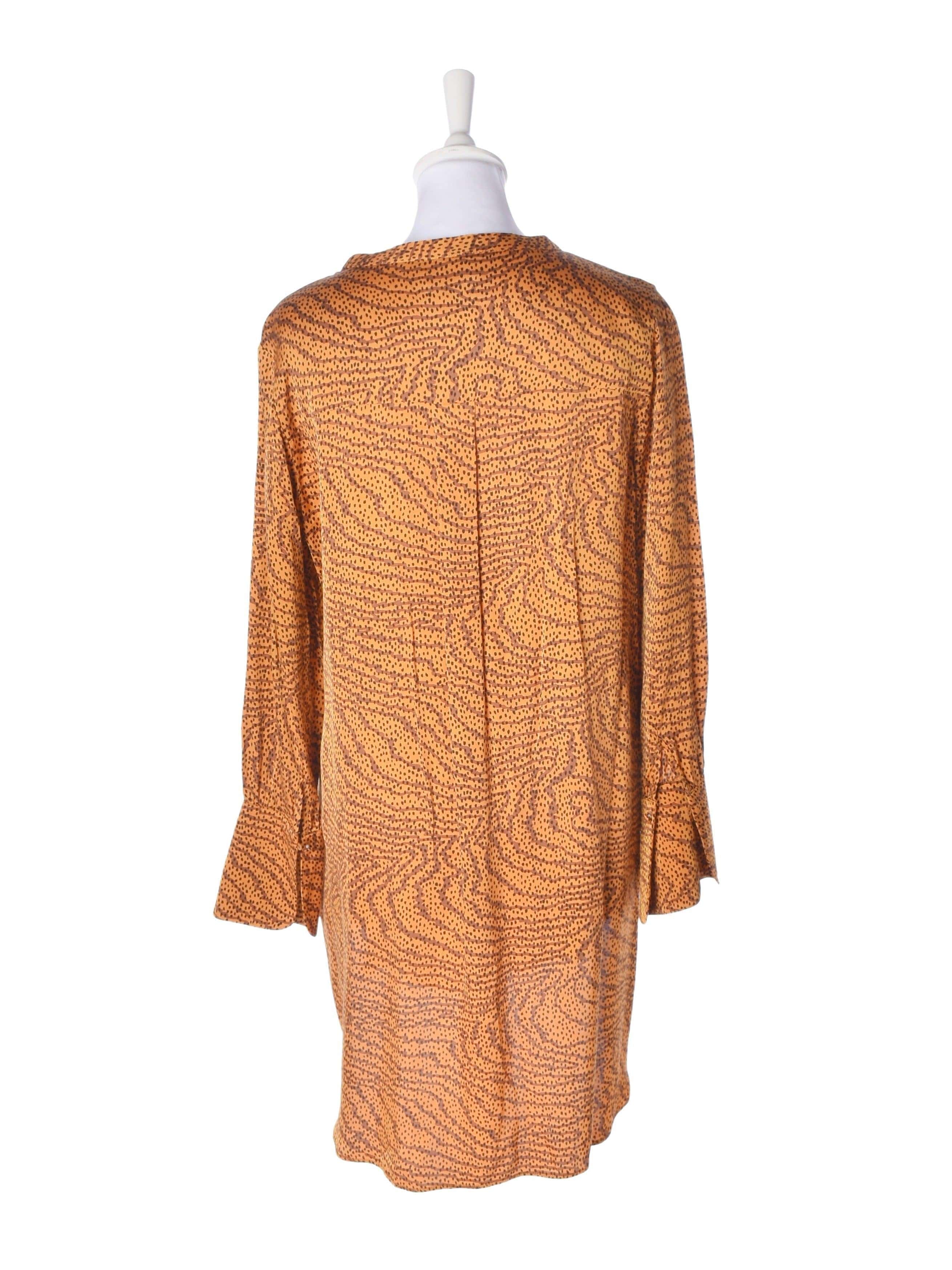 Levete Room Kjole - M / Orange / Kvinde - SassyLAB Secondhand