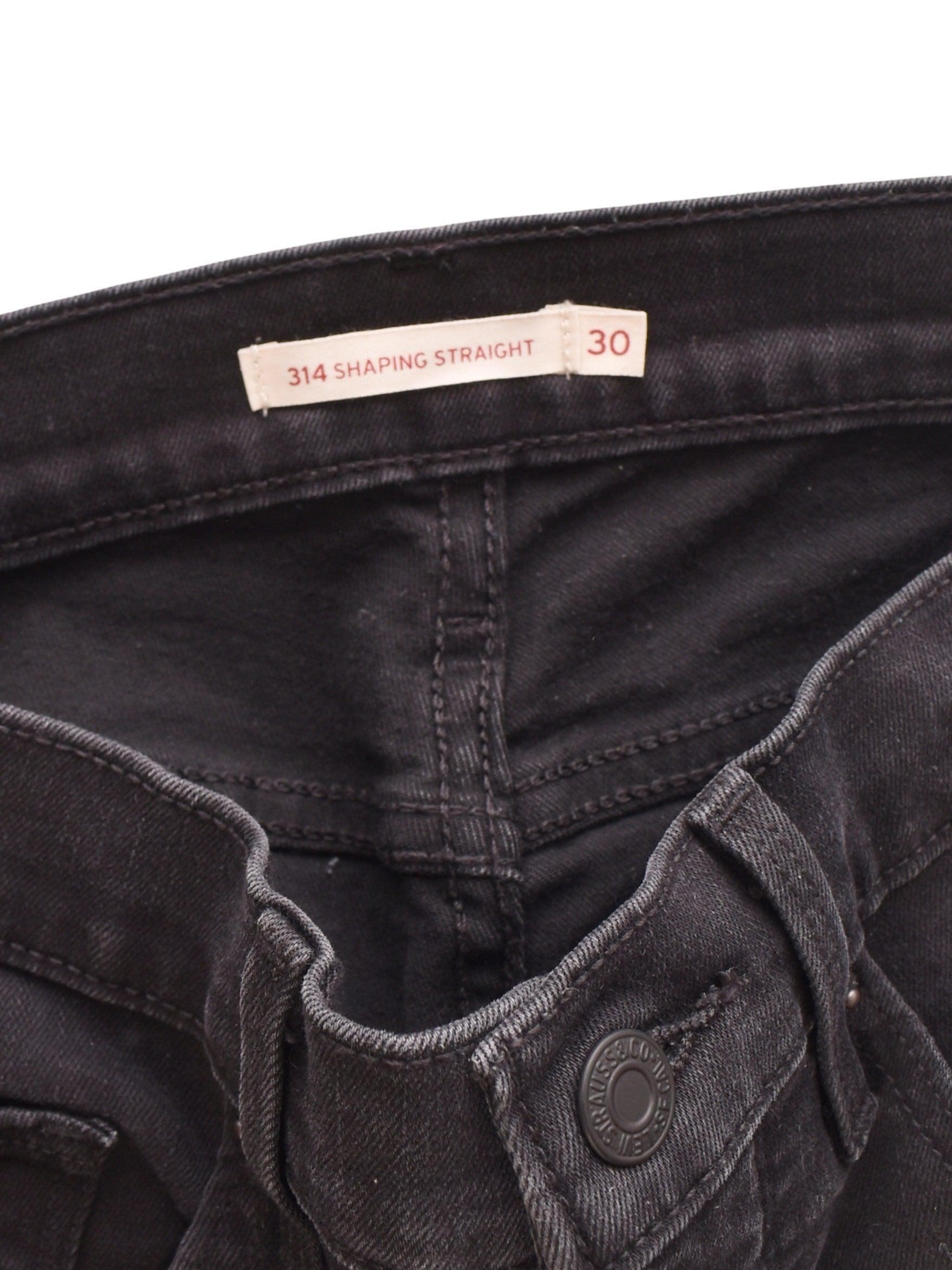 Levis Jeans - 30 / Sort / Kvinde - SassyLAB Secondhand
