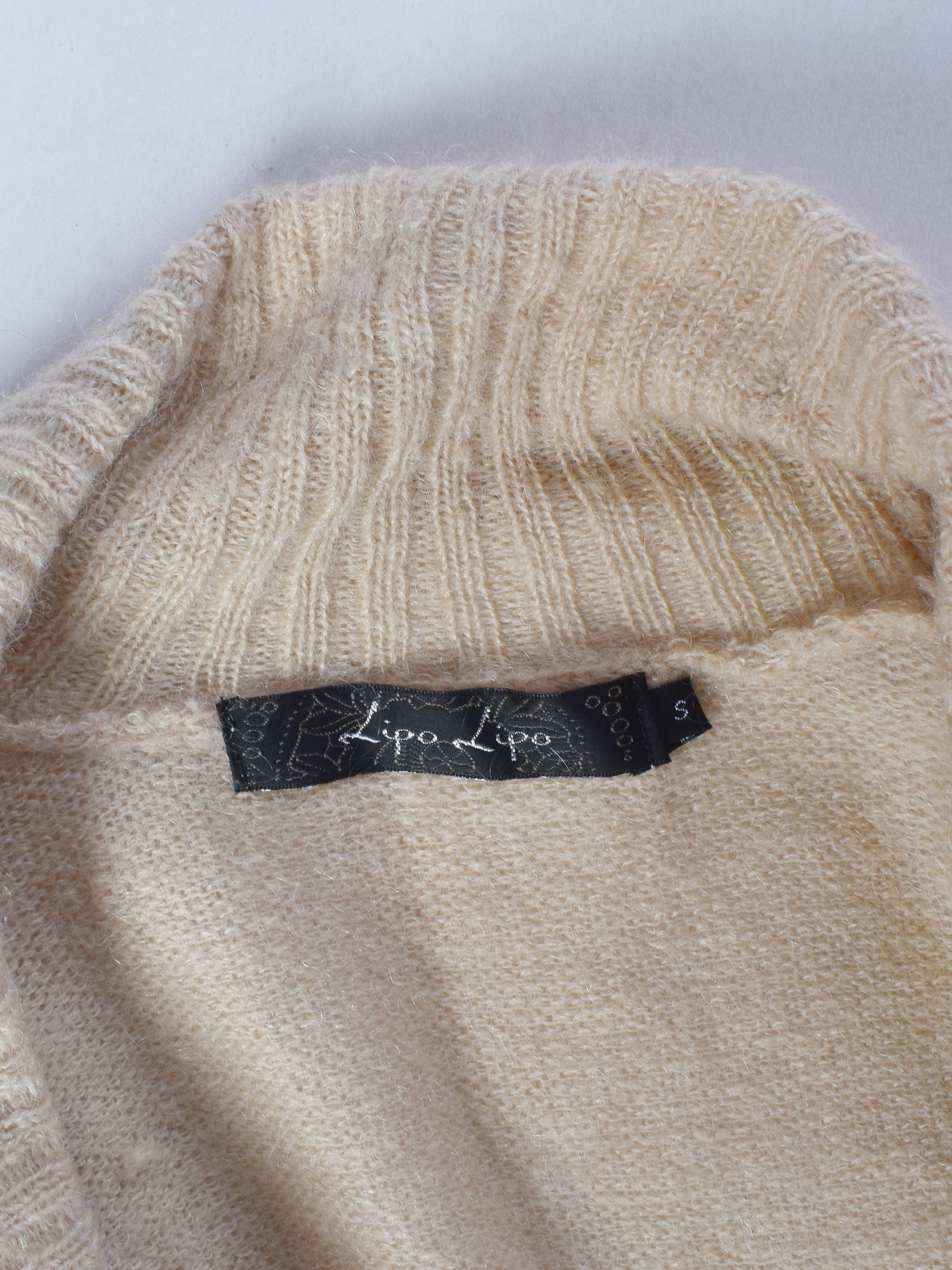 Lipo Lipo Cardigan - S / Beige / Kvinde - SassyLAB Secondhand
