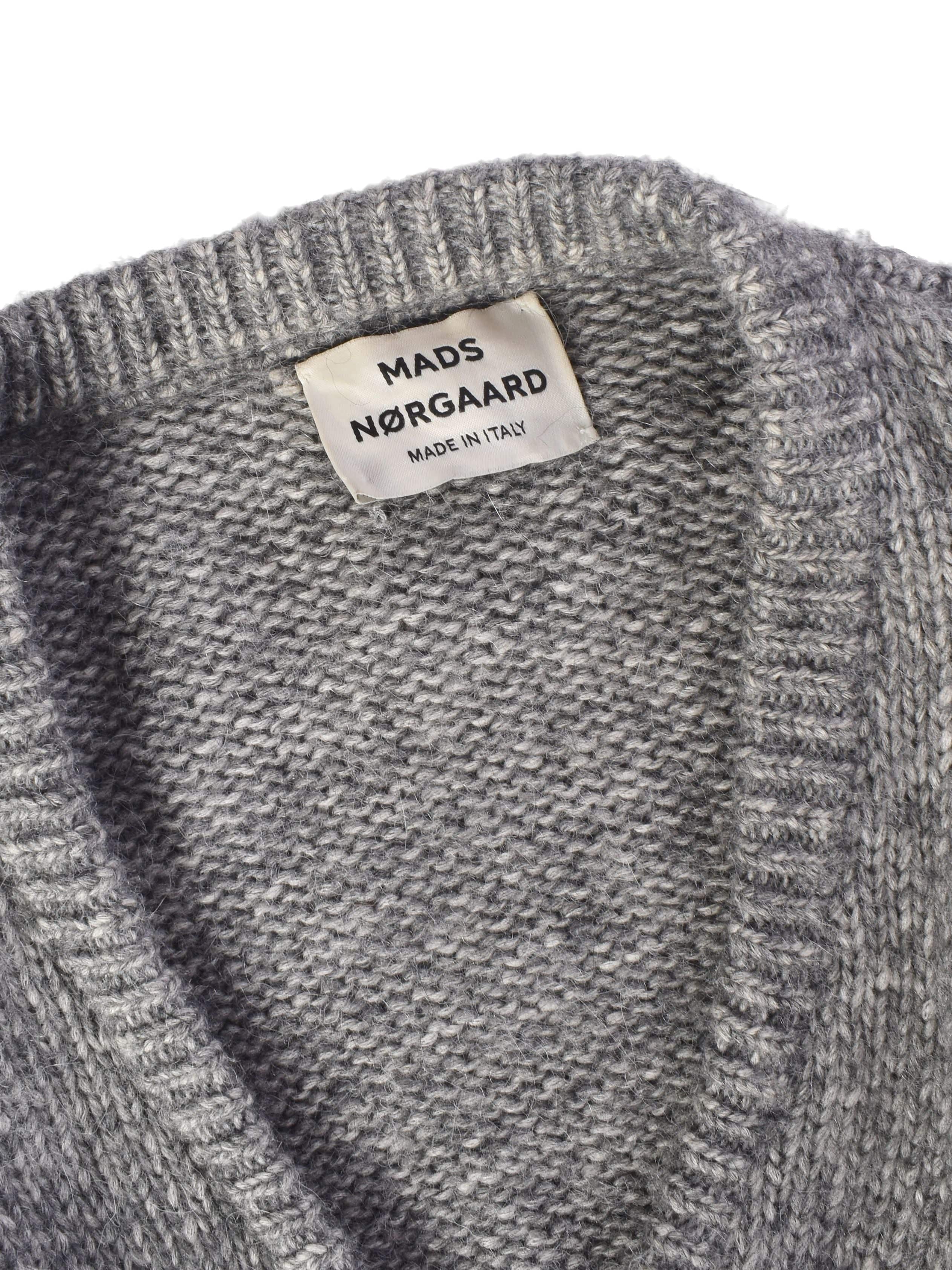 Mads nørgaard Strik - L / Grå / Kvinde - SassyLAB Secondhand