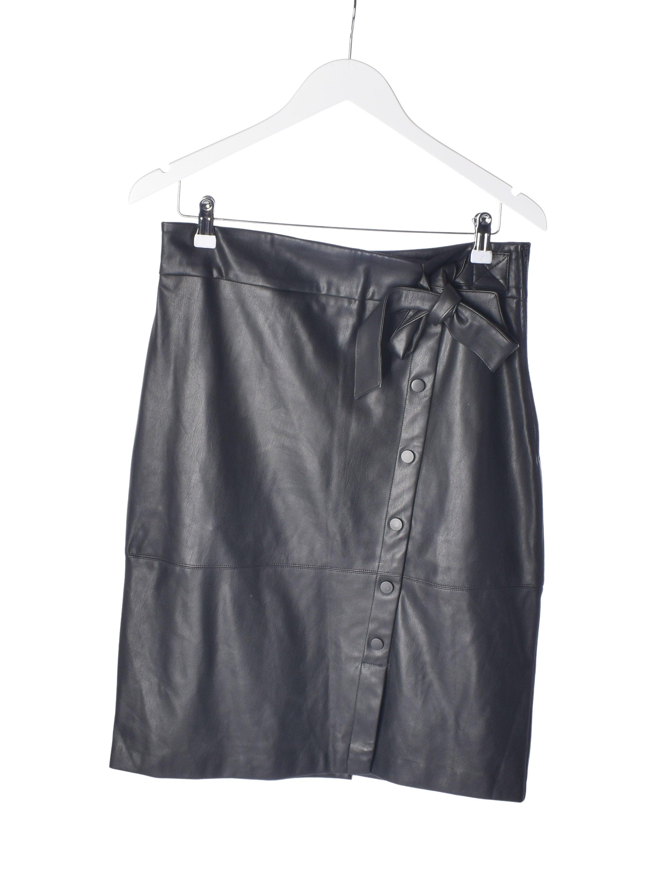 Naf Naf Nederdel - 40 / Sort / Kvinde - SassyLAB Secondhand