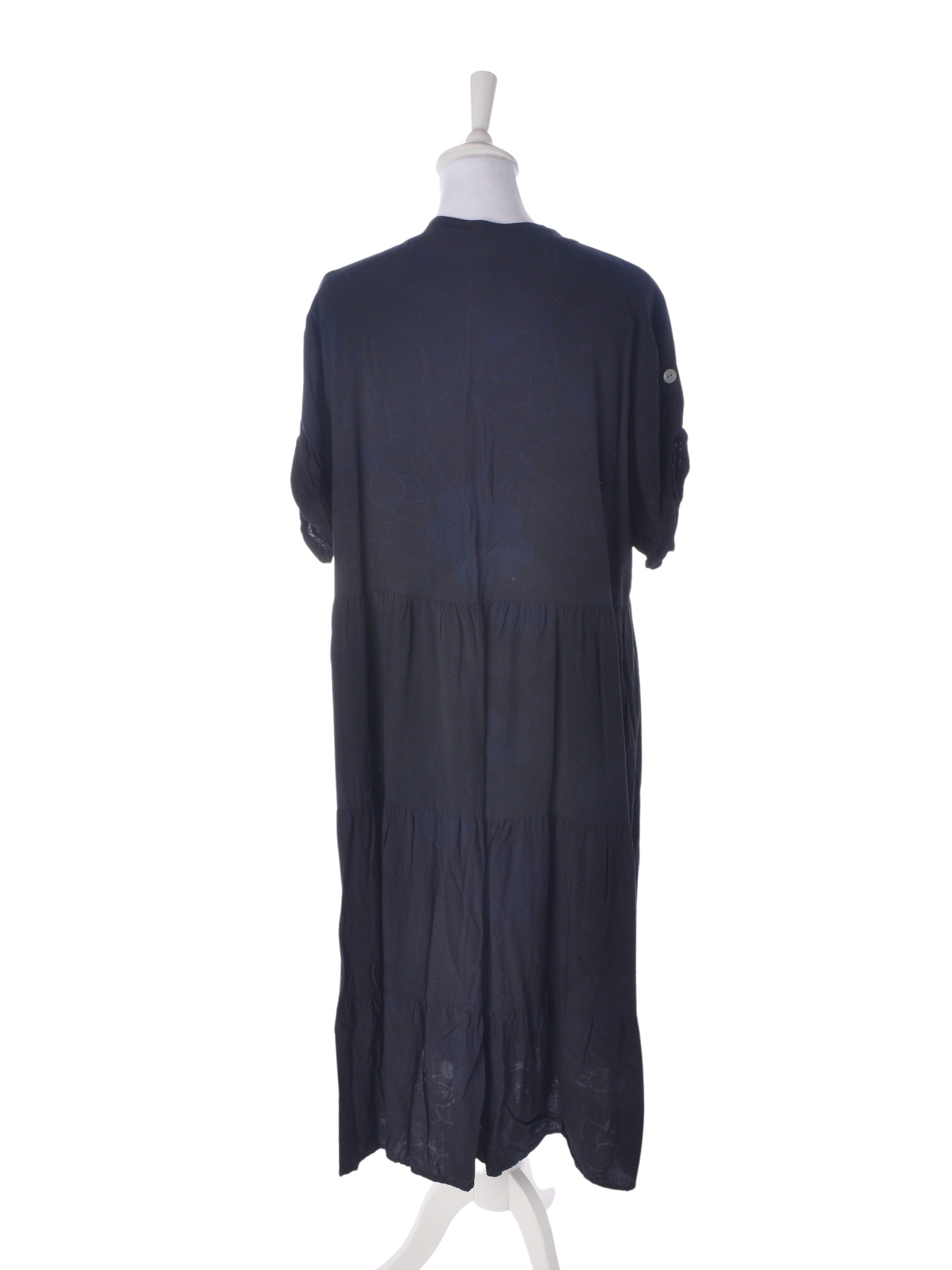 New Collection Kjole - S/M / Sort / Kvinde - SassyLAB Secondhand