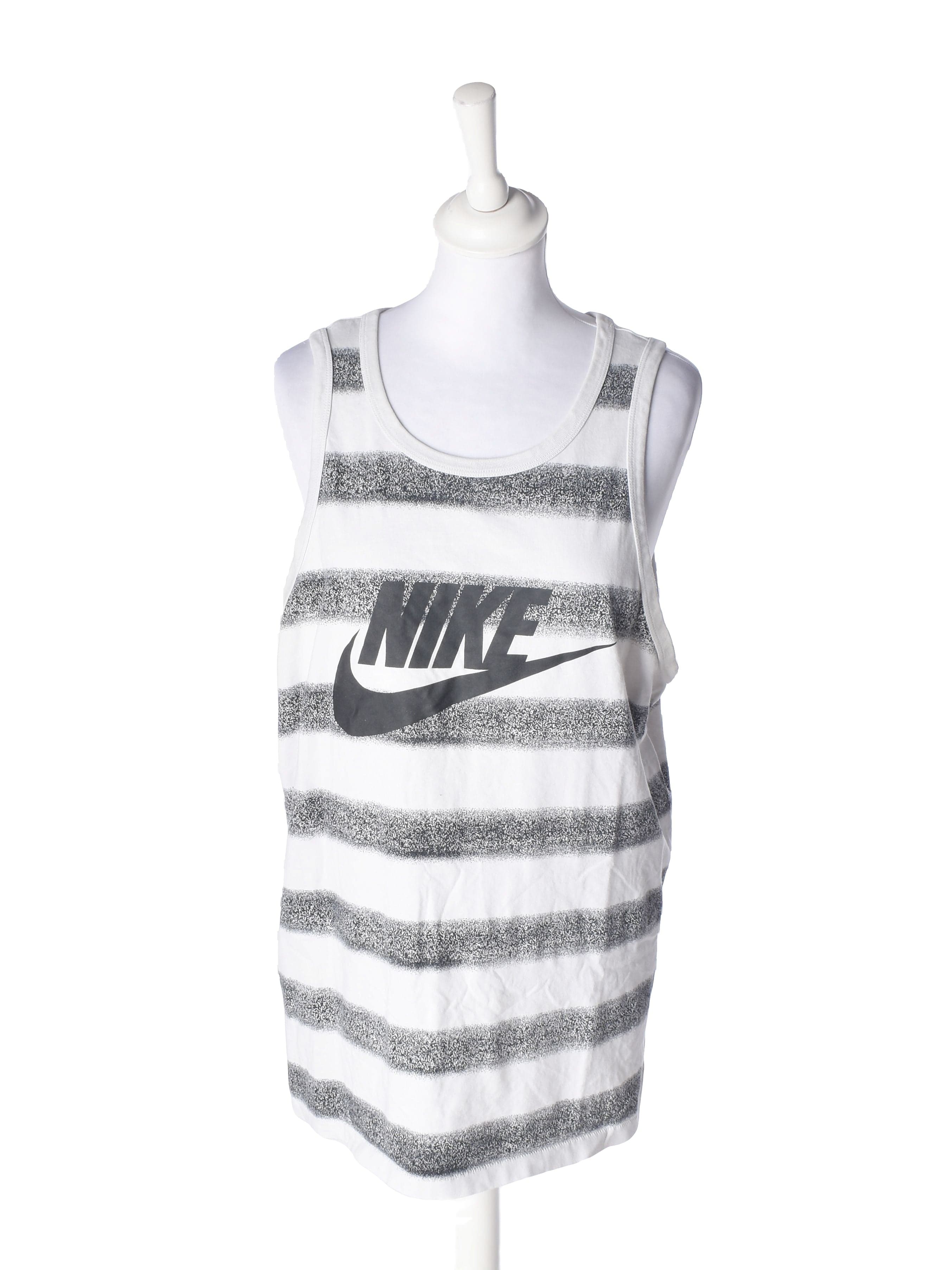 Nike Top - XL / Hvid / Kvinde - SassyLAB Secondhand