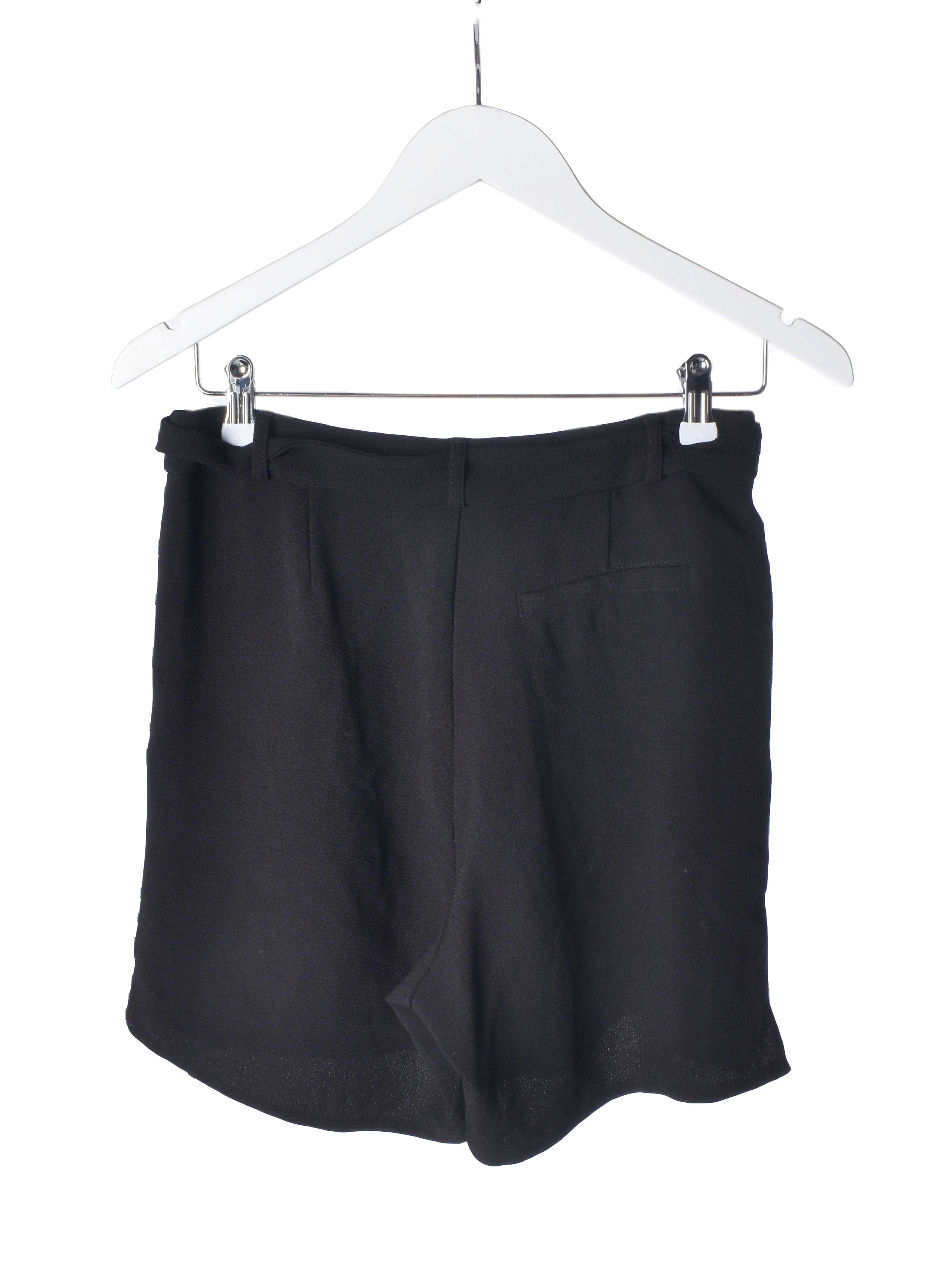 .Object Shorts - 36 / Sort / Kvinde - SassyLAB Secondhand
