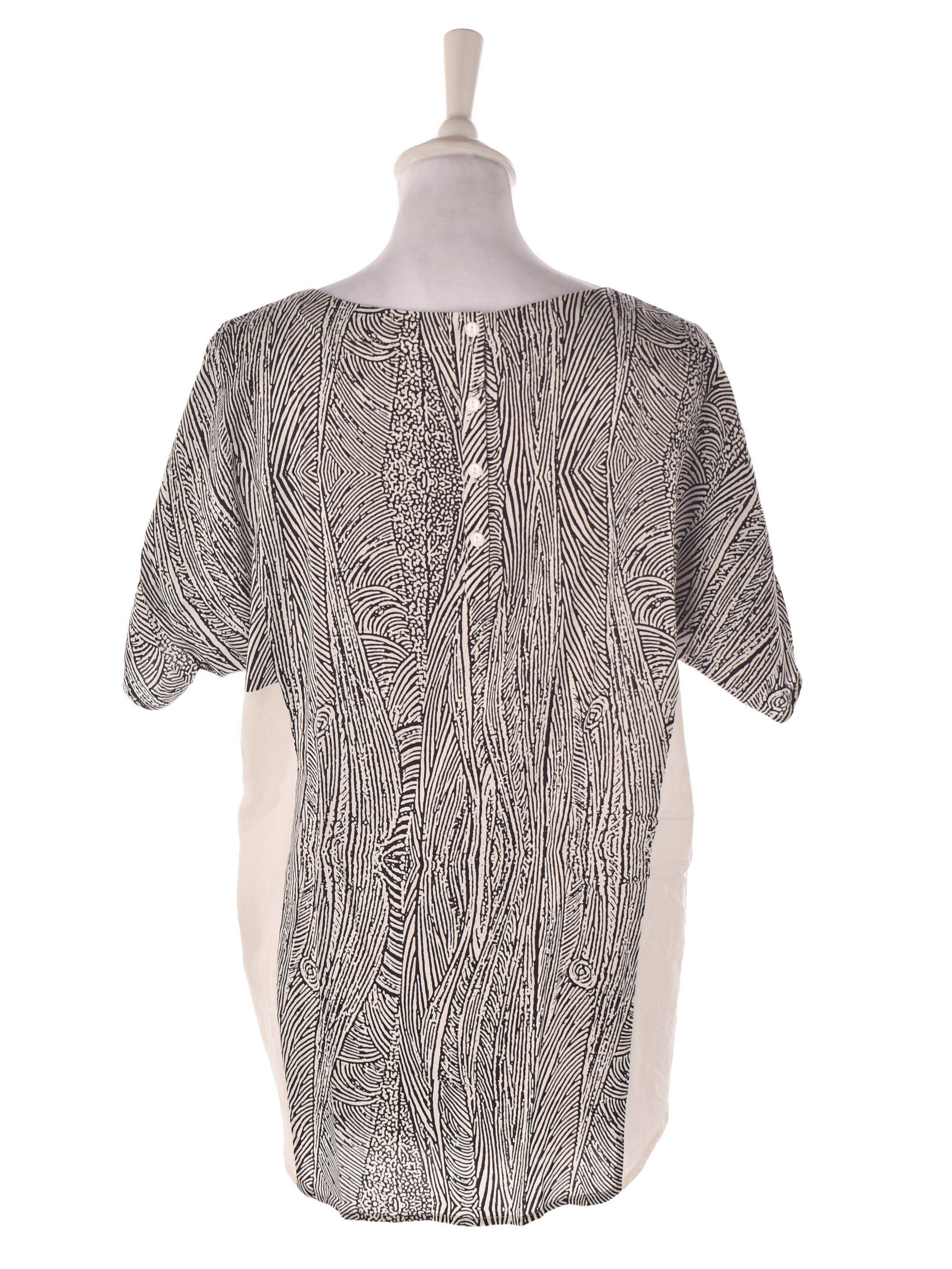 Object T-Shirt - 38 / Hvid / Kvinde - SassyLAB Secondhand
