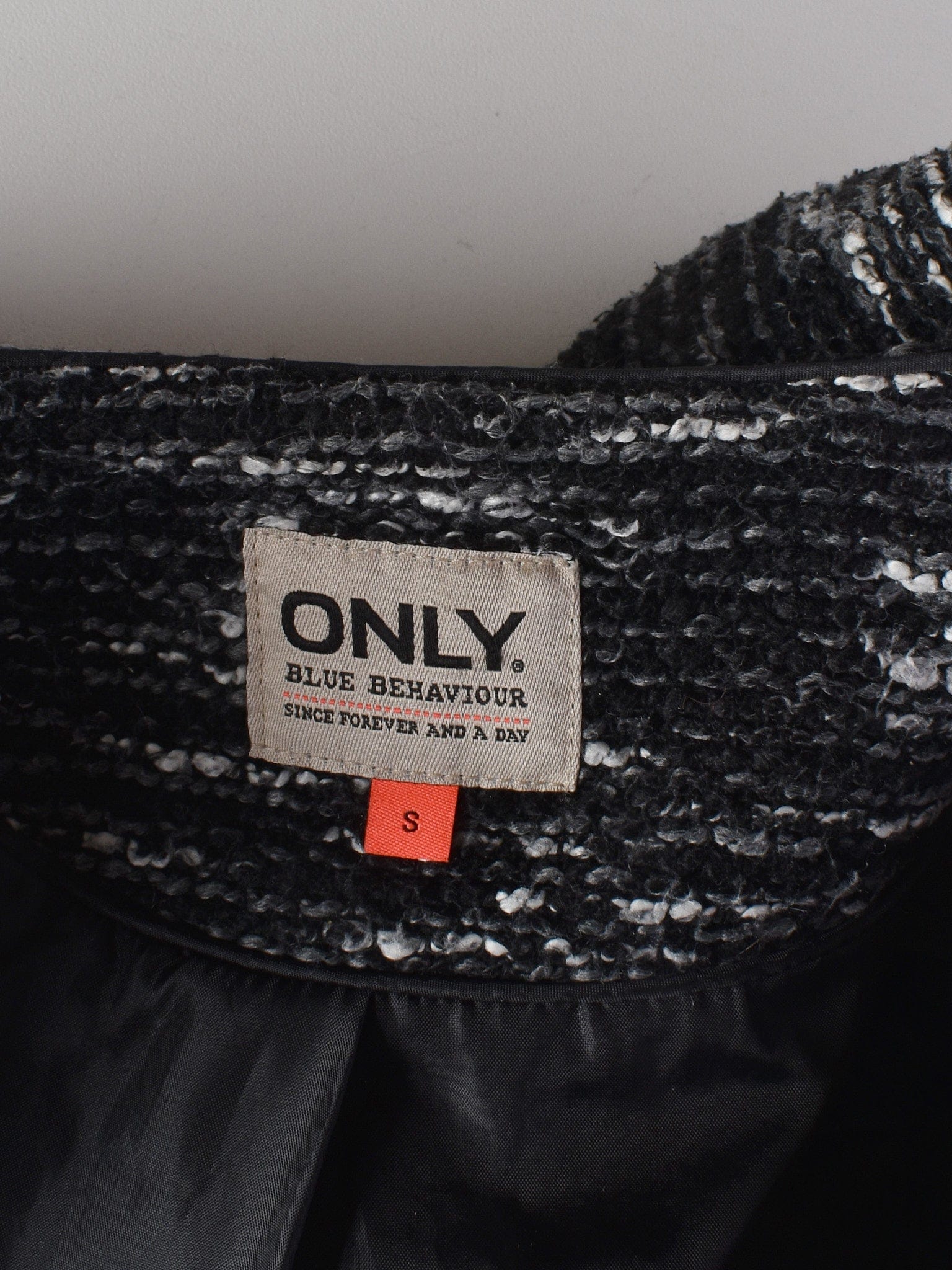 ONLY Jakke - S / Grå / Kvinde - SassyLAB Secondhand
