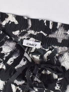 ONLY Shorts - 38 / Sort / Kvinde - SassyLAB Secondhand