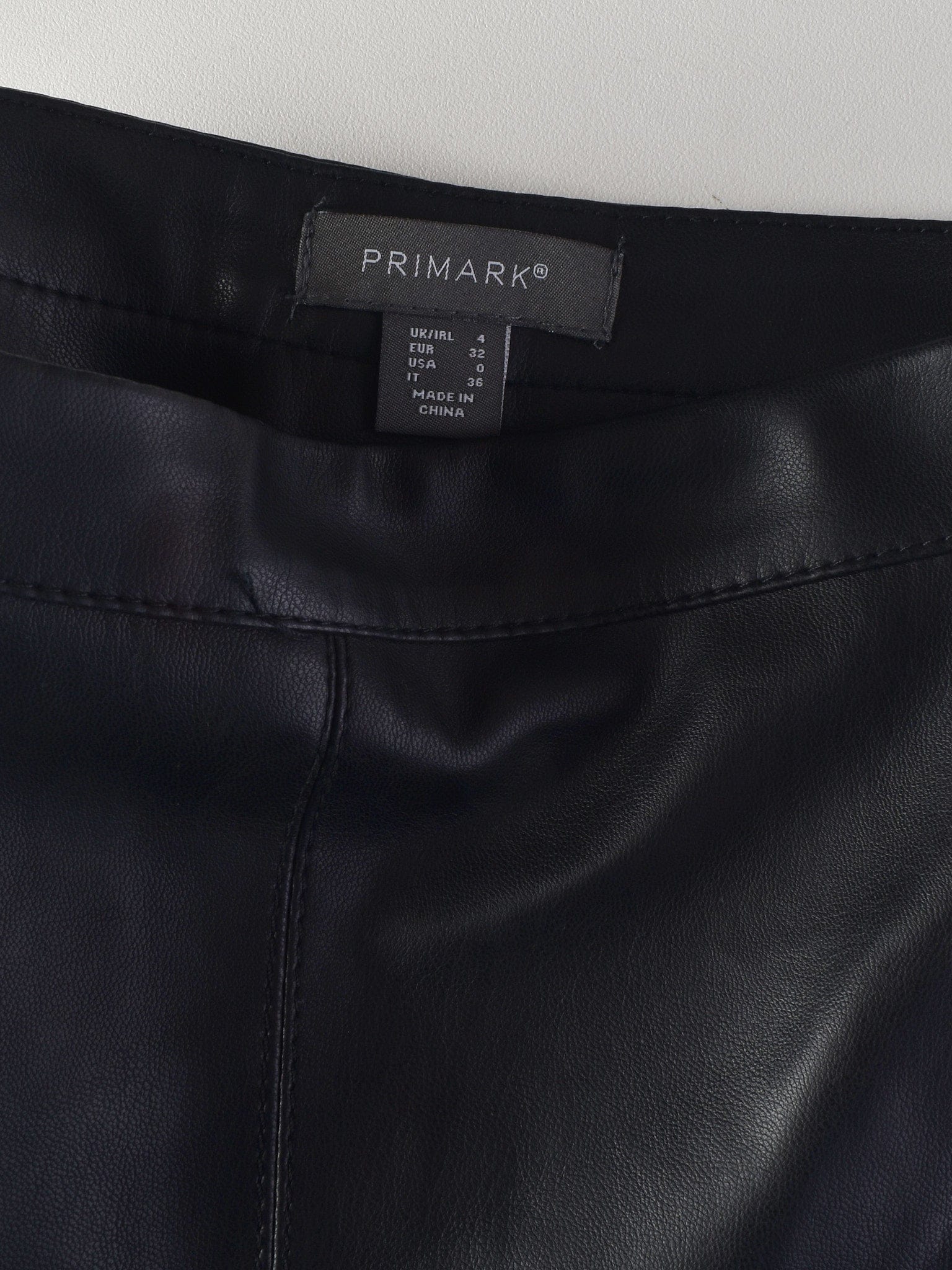 Primark Nederdel - 32 / Sort / Kvinde - SassyLAB Secondhand