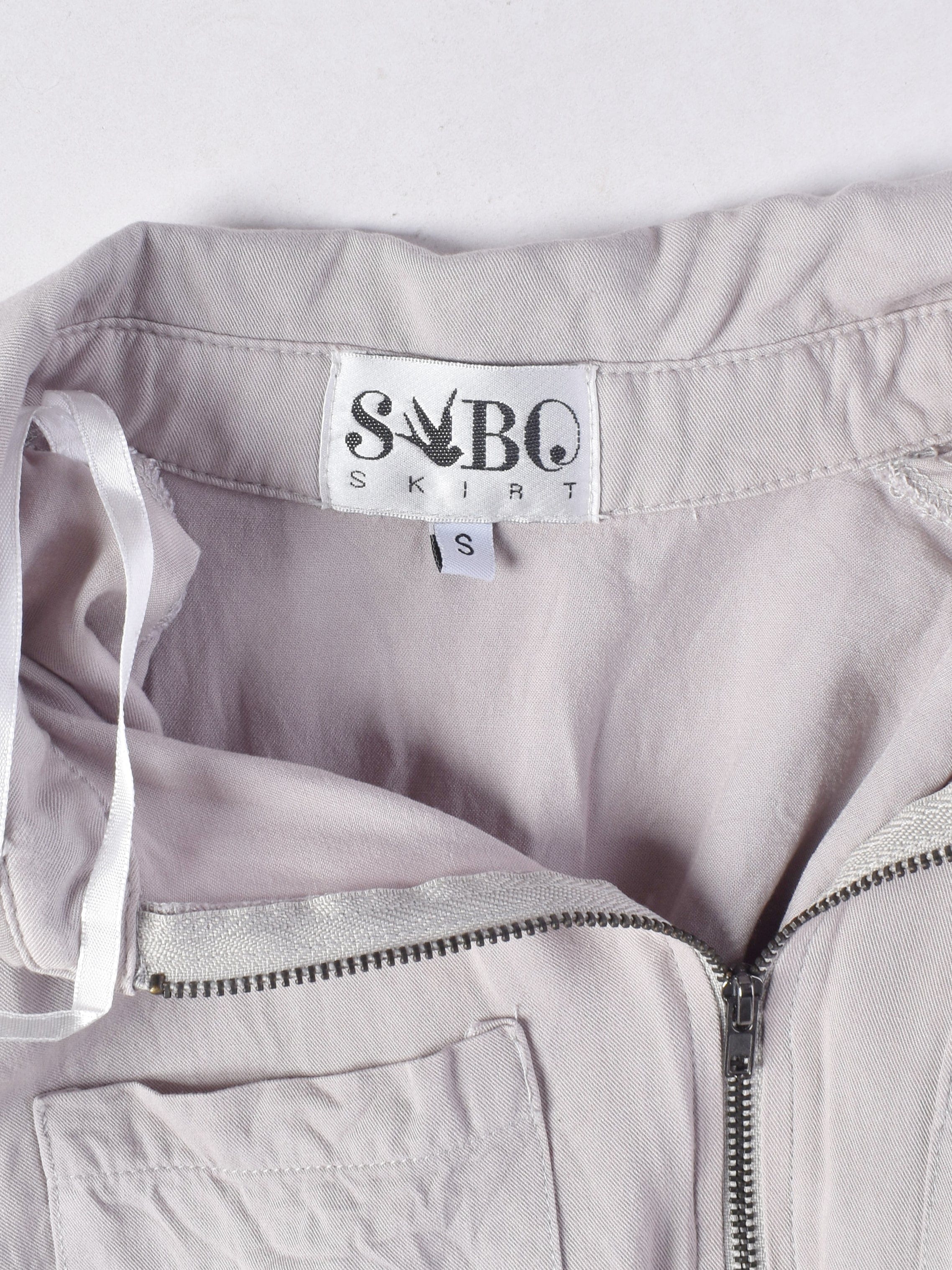 Sabo Skirt Buksedragt - S / Beige / Kvinde - SassyLAB Secondhand