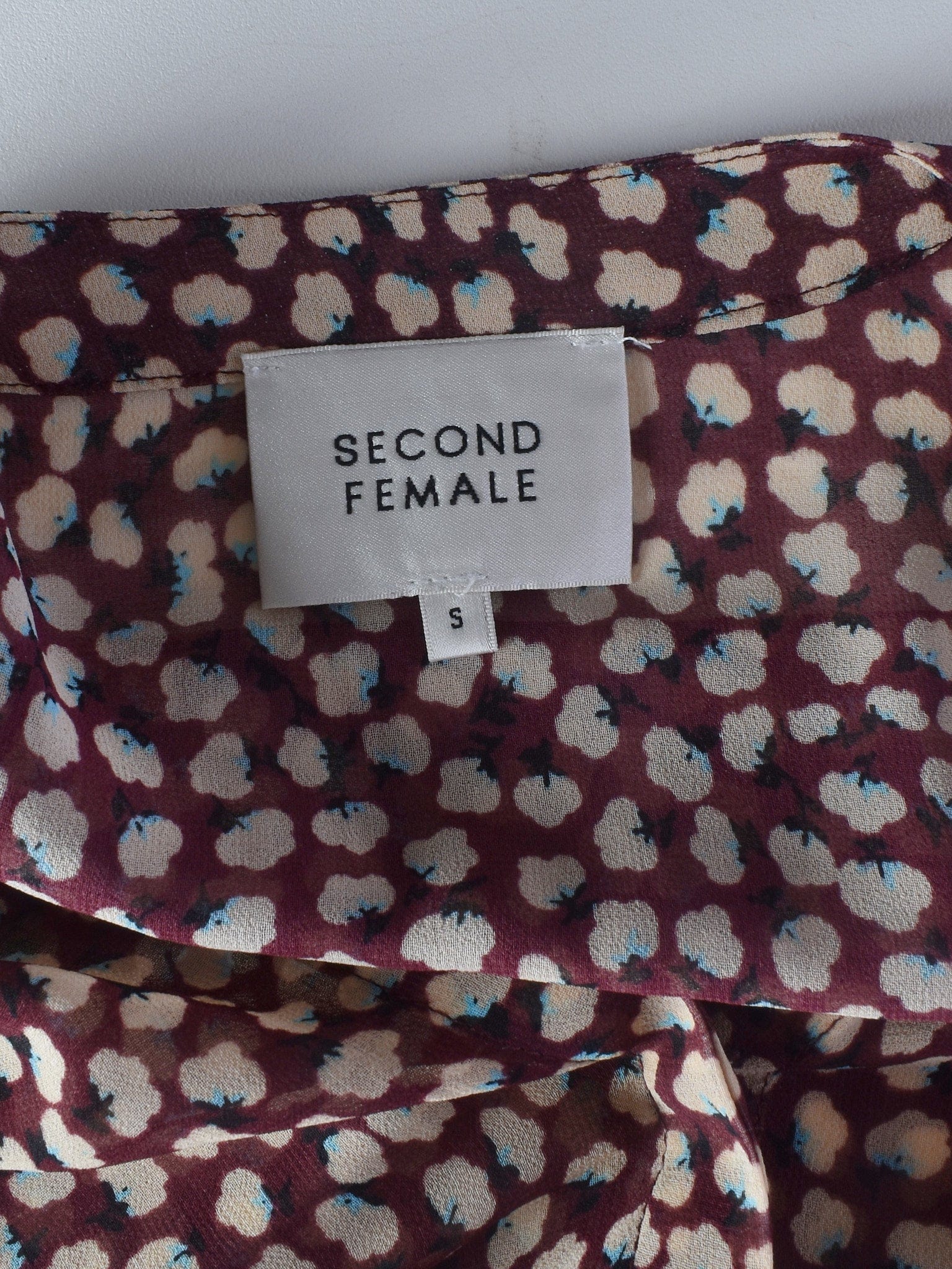 Second Female Bluse - S / Blomstret / Kvinde - SassyLAB Secondhand