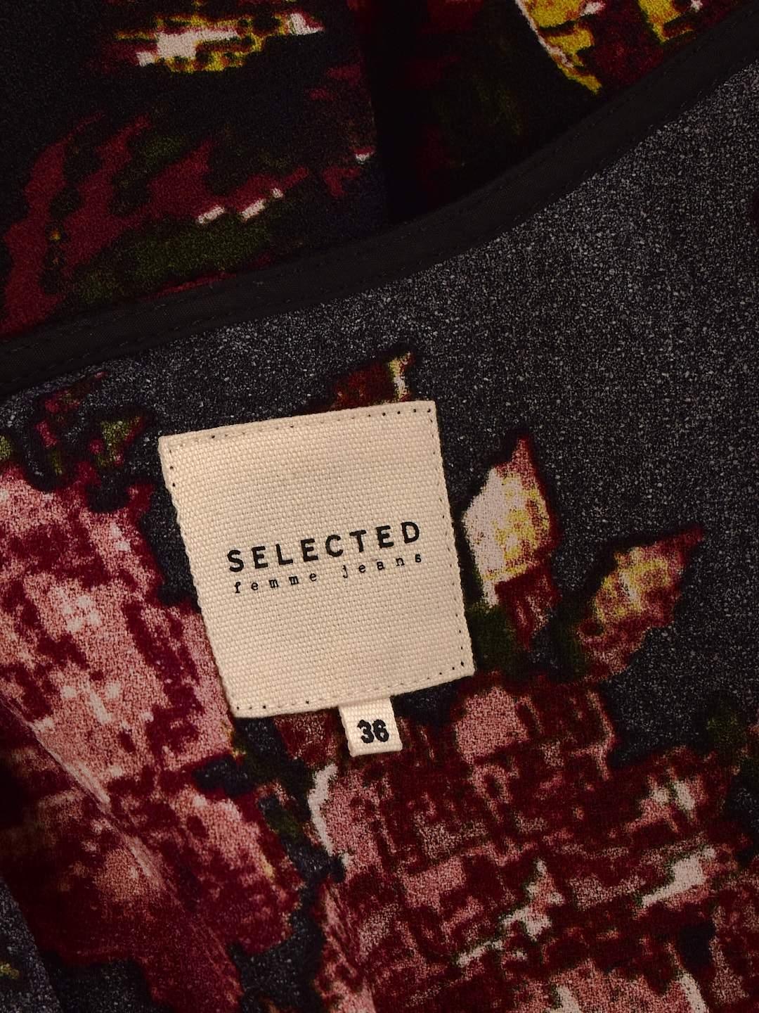 Selected Femme Kjole - 36 / Sort / Kvinde - SassyLAB Secondhand
