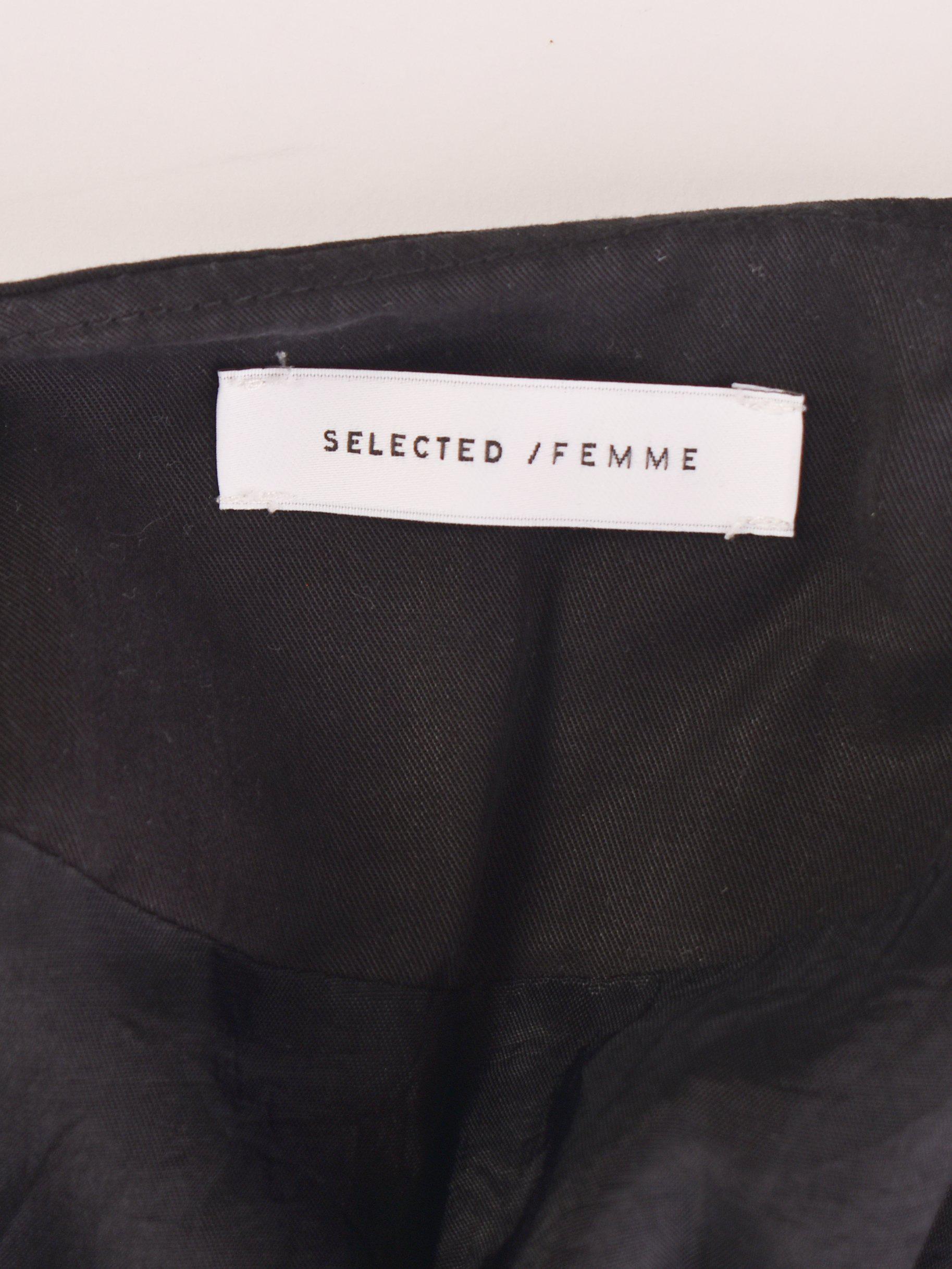 Selected Jakke - S / Sort / Kvinde - SassyLAB Secondhand