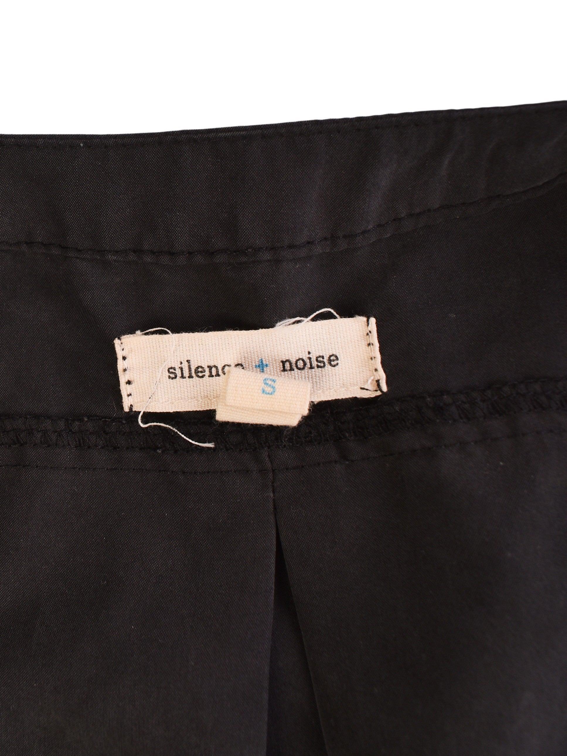 Silence + Noise Kjole - S / Sort / Kvinde - SassyLAB Secondhand
