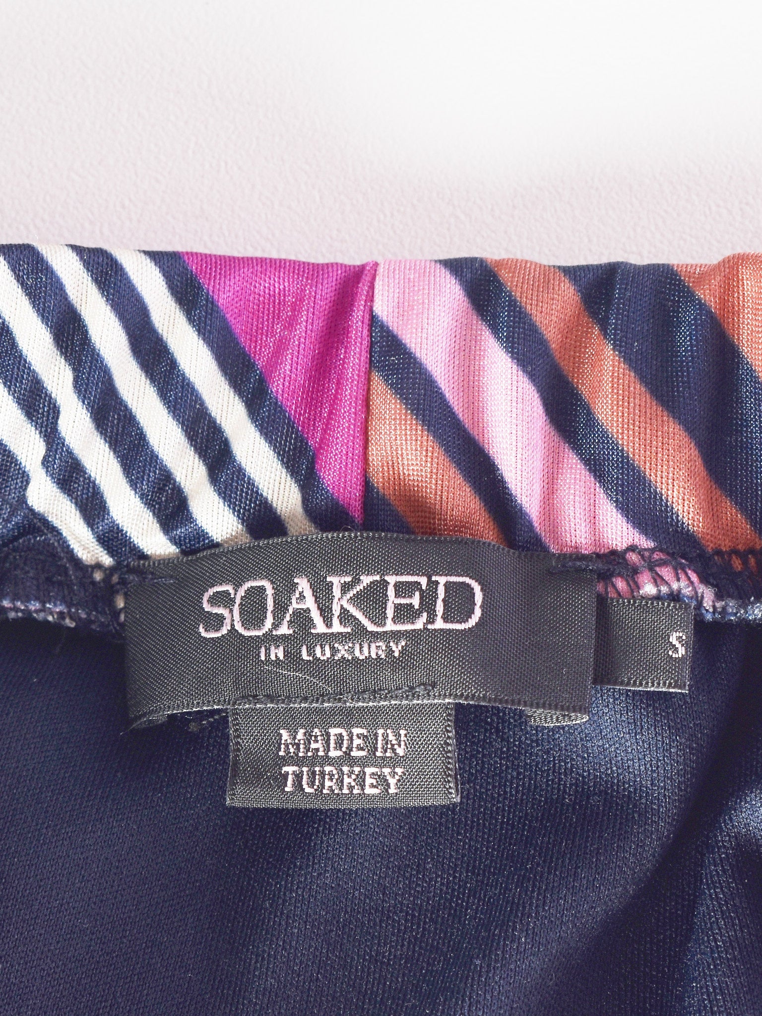 SOAKED in Luxery Nederdel - S / Multifarvet / Kvinde - SassyLAB Secondhand