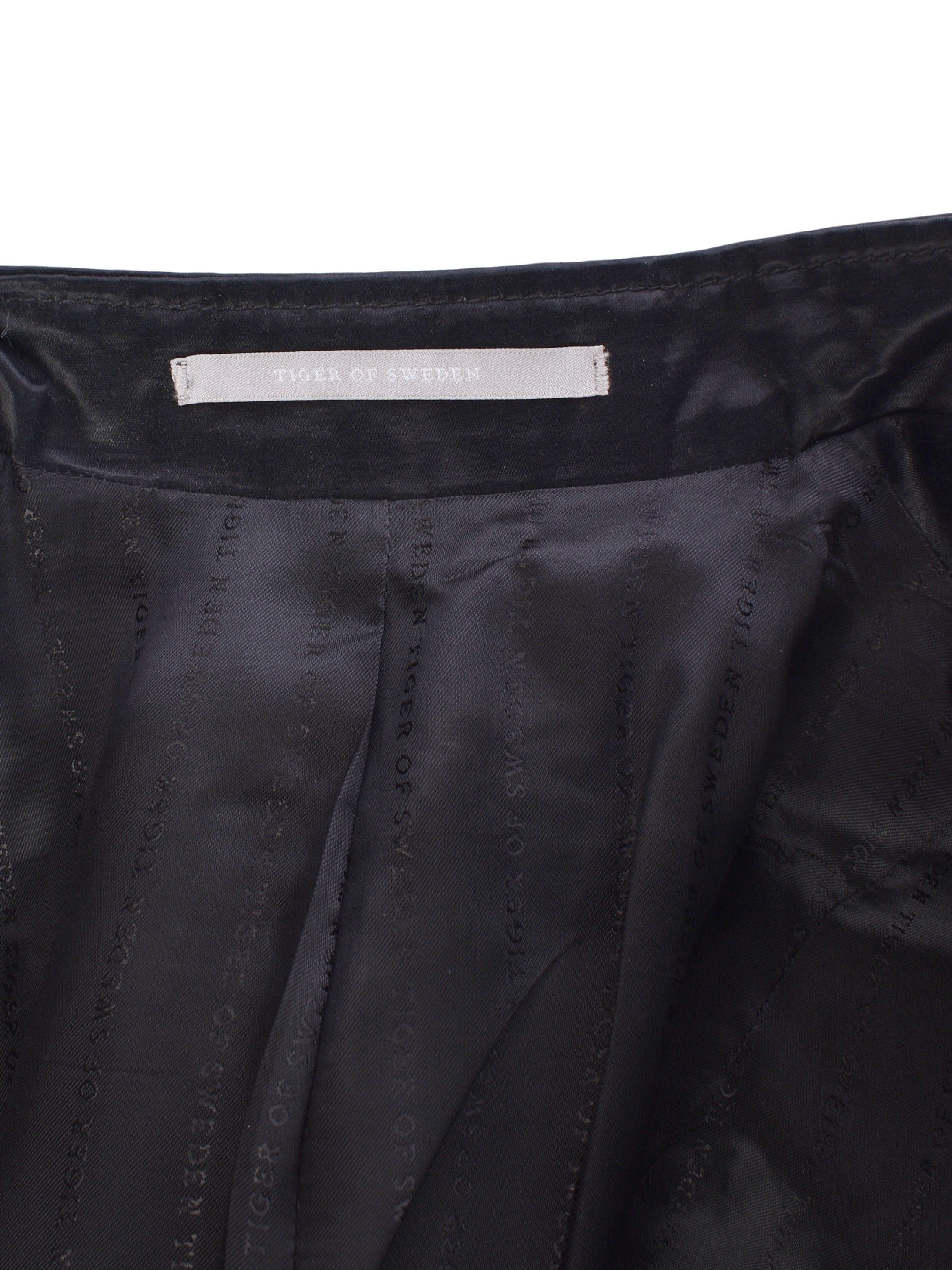 Tiger of Sweden Bluse - 36 / Sort / Kvinde - SassyLAB Secondhand