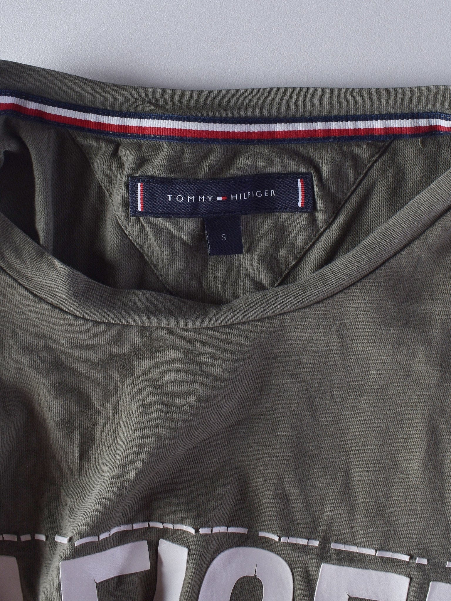 Tommy Hilfiger T-Shirt - S / Grøn / Mand - SassyLAB Secondhand
