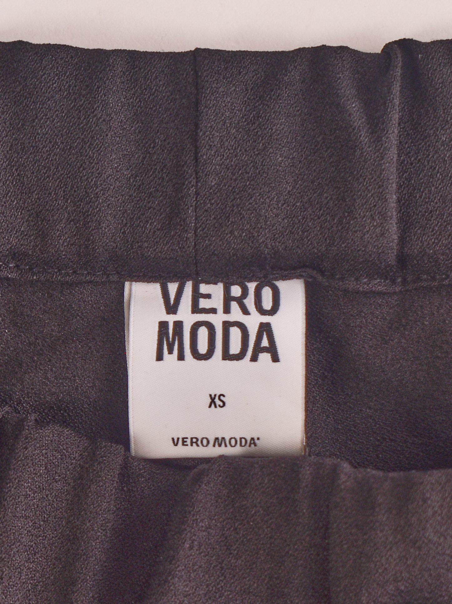 Vero Moda Bukser - XS / Sort / Kvinde - SassyLAB Secondhand