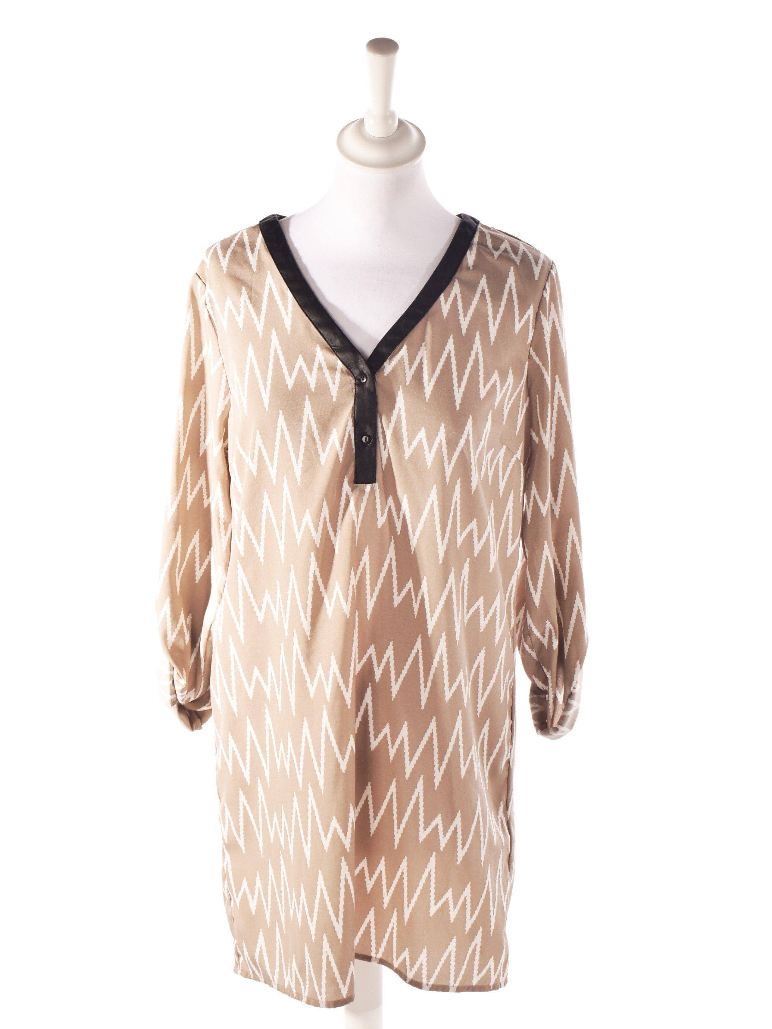 Vero Moda Skjorte - M / Beige / Kvinde - SassyLAB Secondhand