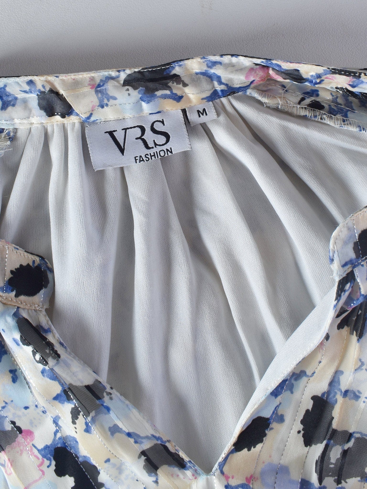 VRS Bluse - M / Multifarvet / Kvinde - SassyLAB Secondhand
