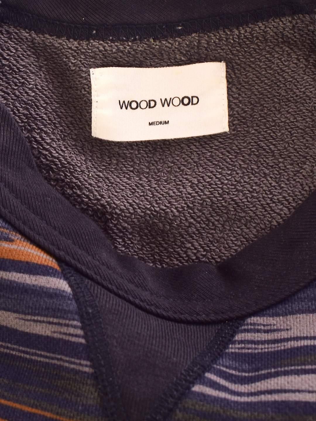 Wood Wood Sweatshirt - M / Blå / Kvinde - SassyLAB Secondhand