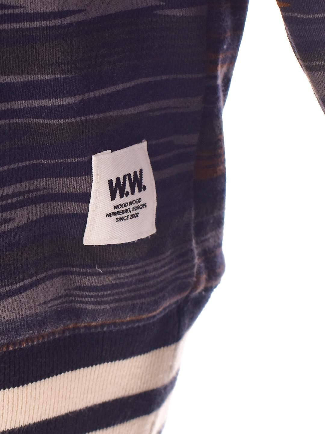 Wood Wood Sweatshirt - M / Blå / Kvinde - SassyLAB Secondhand