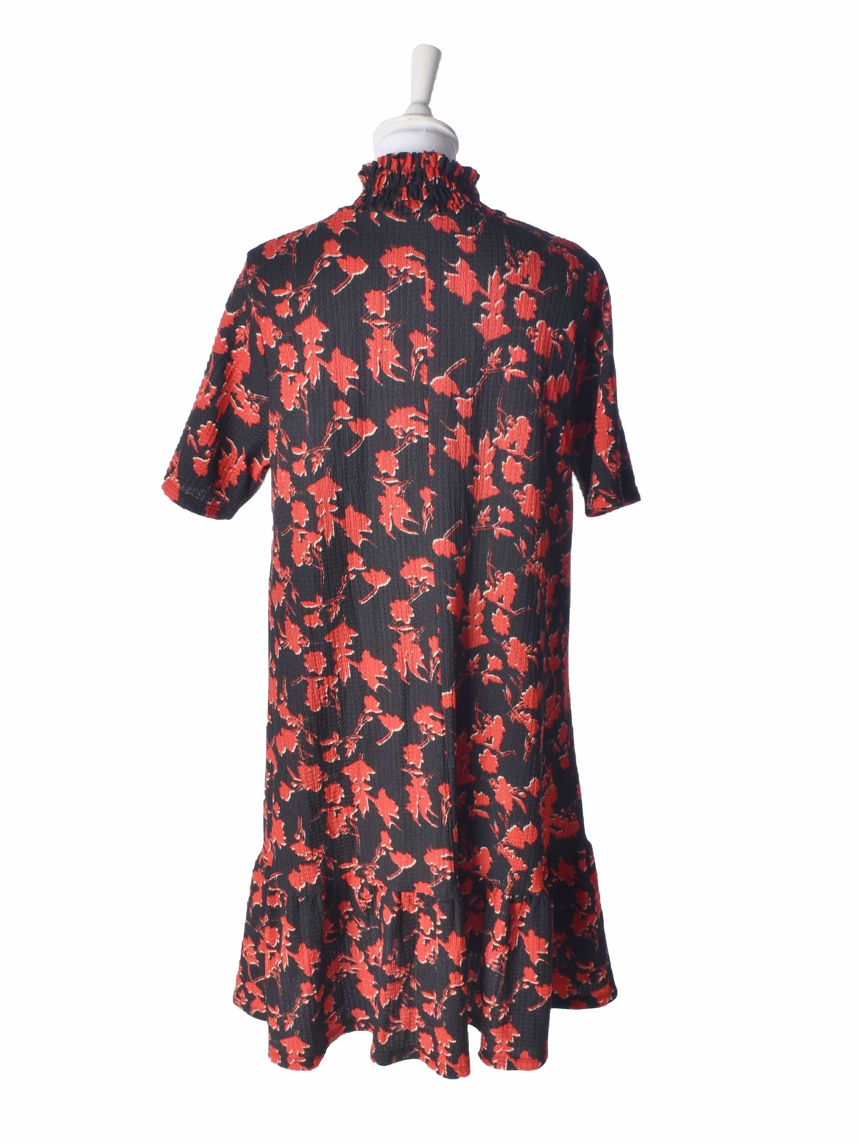 Zara Kjole - M / Rød / Kvinde - SassyLAB Secondhand